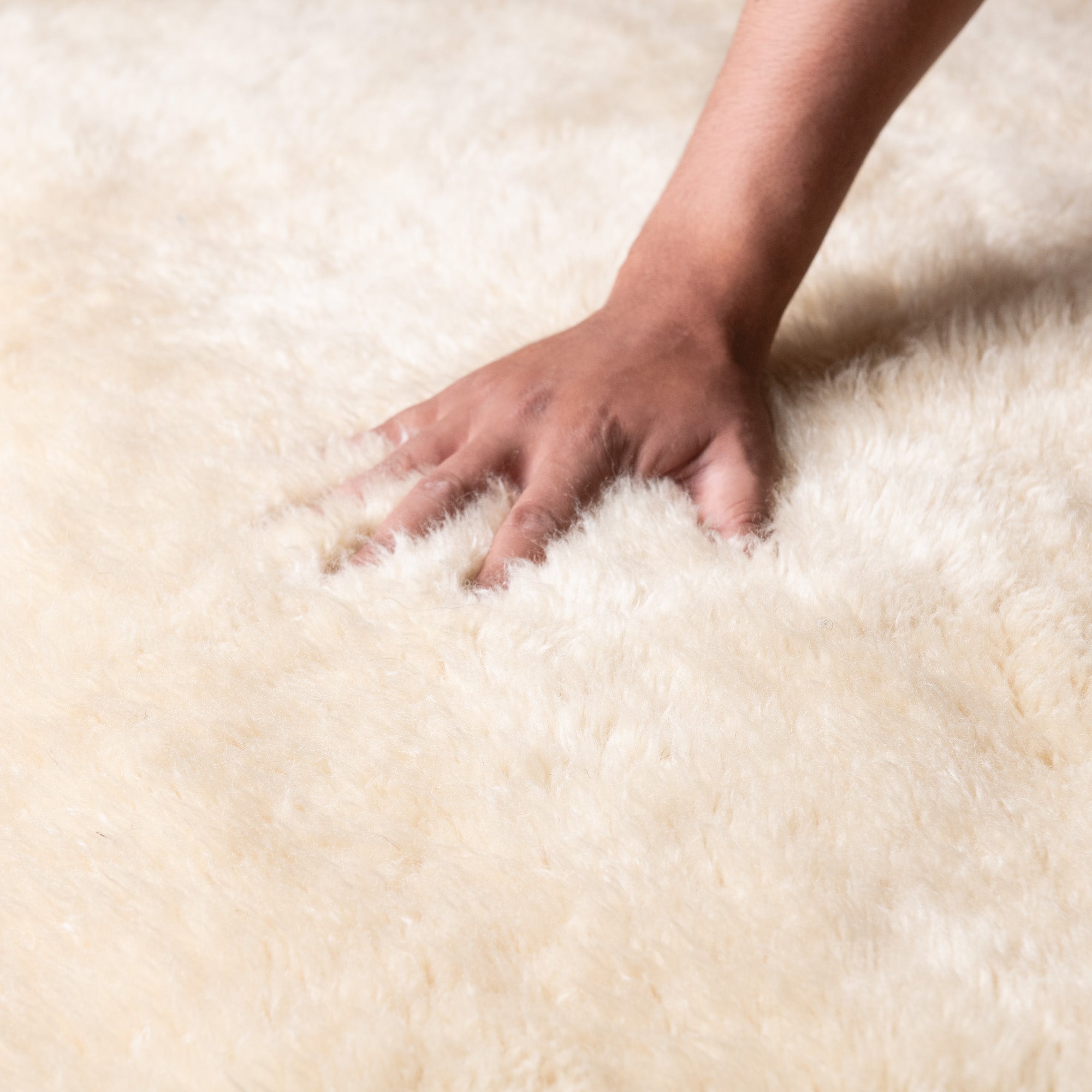 Glow - Luxury Shag Moroccan Rug - Benisouk