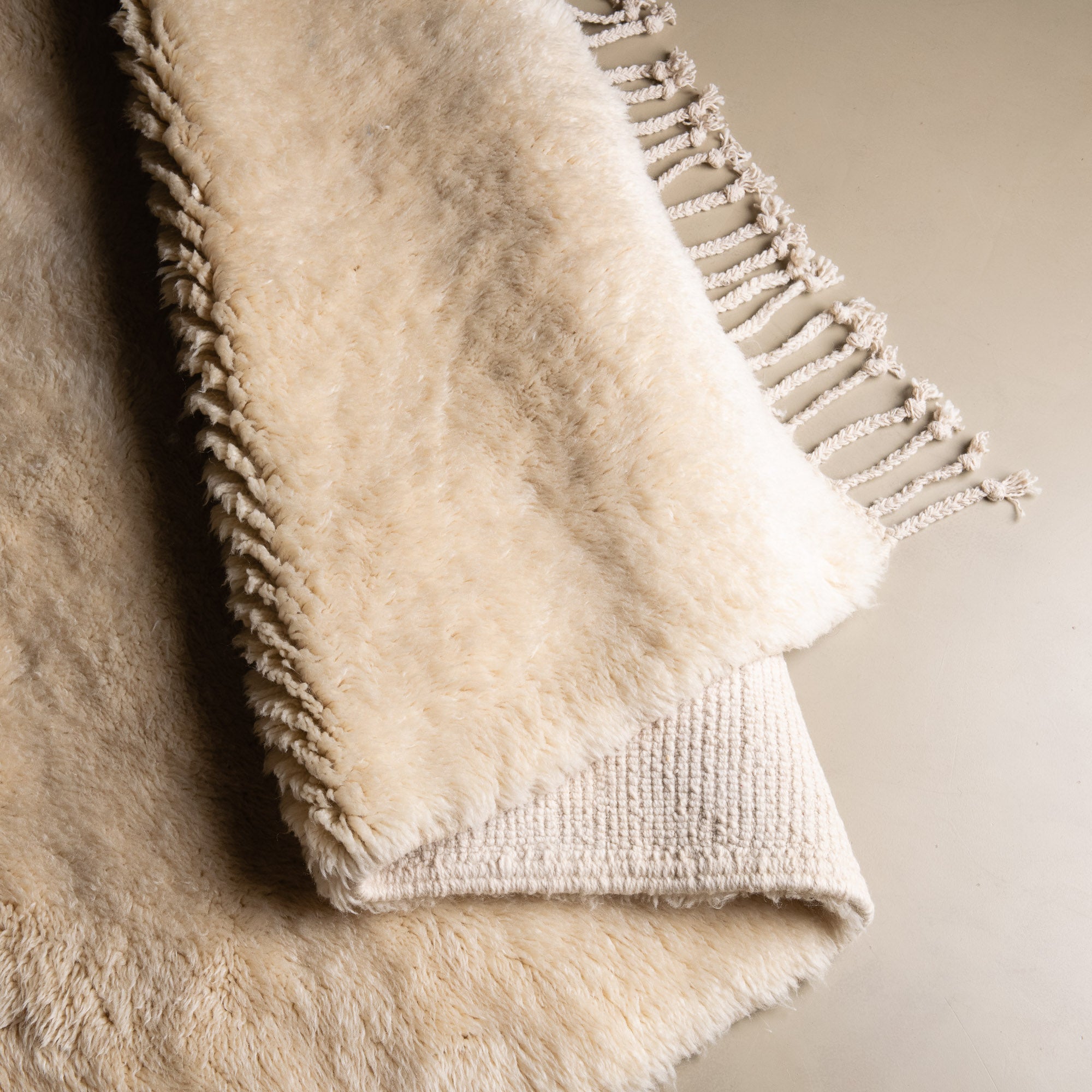 Glow - Luxury Shag Moroccan Rug - Benisouk