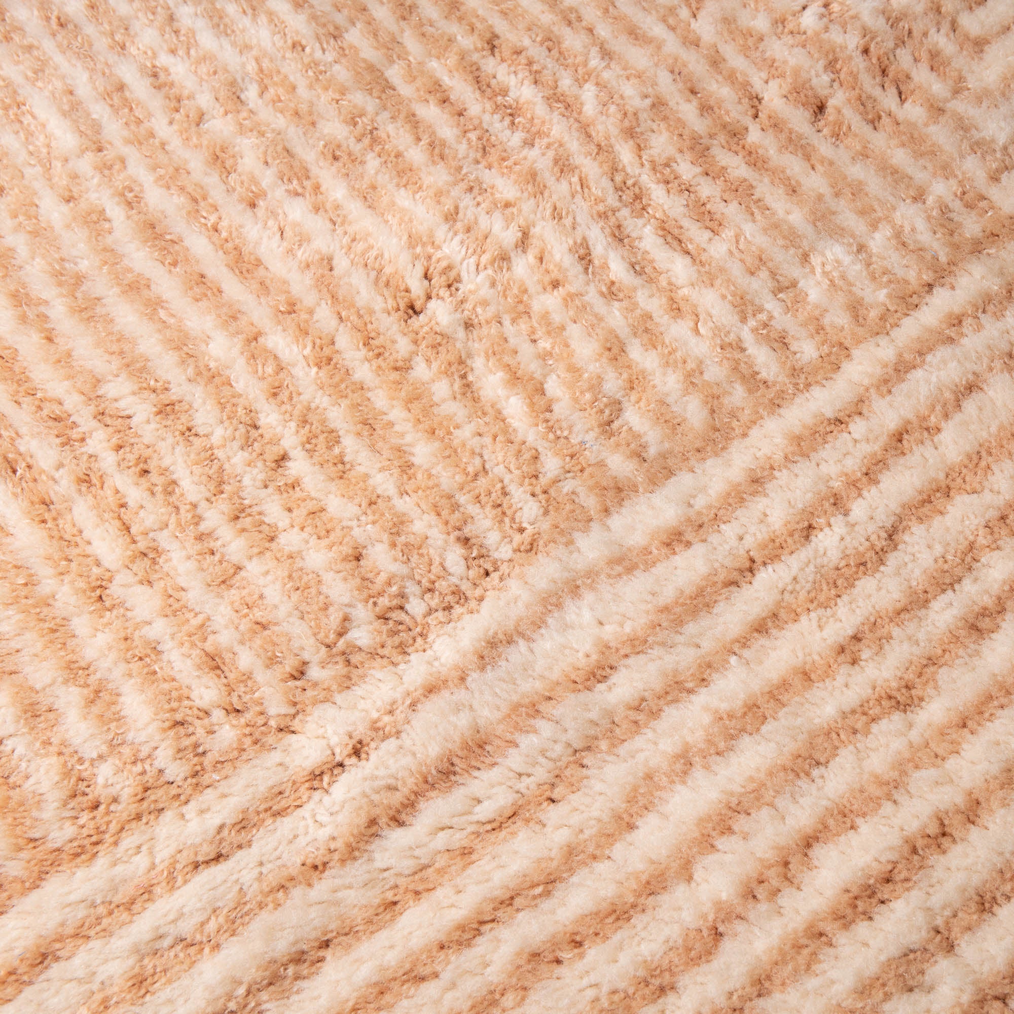 Gravity Center Round - Luxury Shag Moroccan Rug - Benisouk