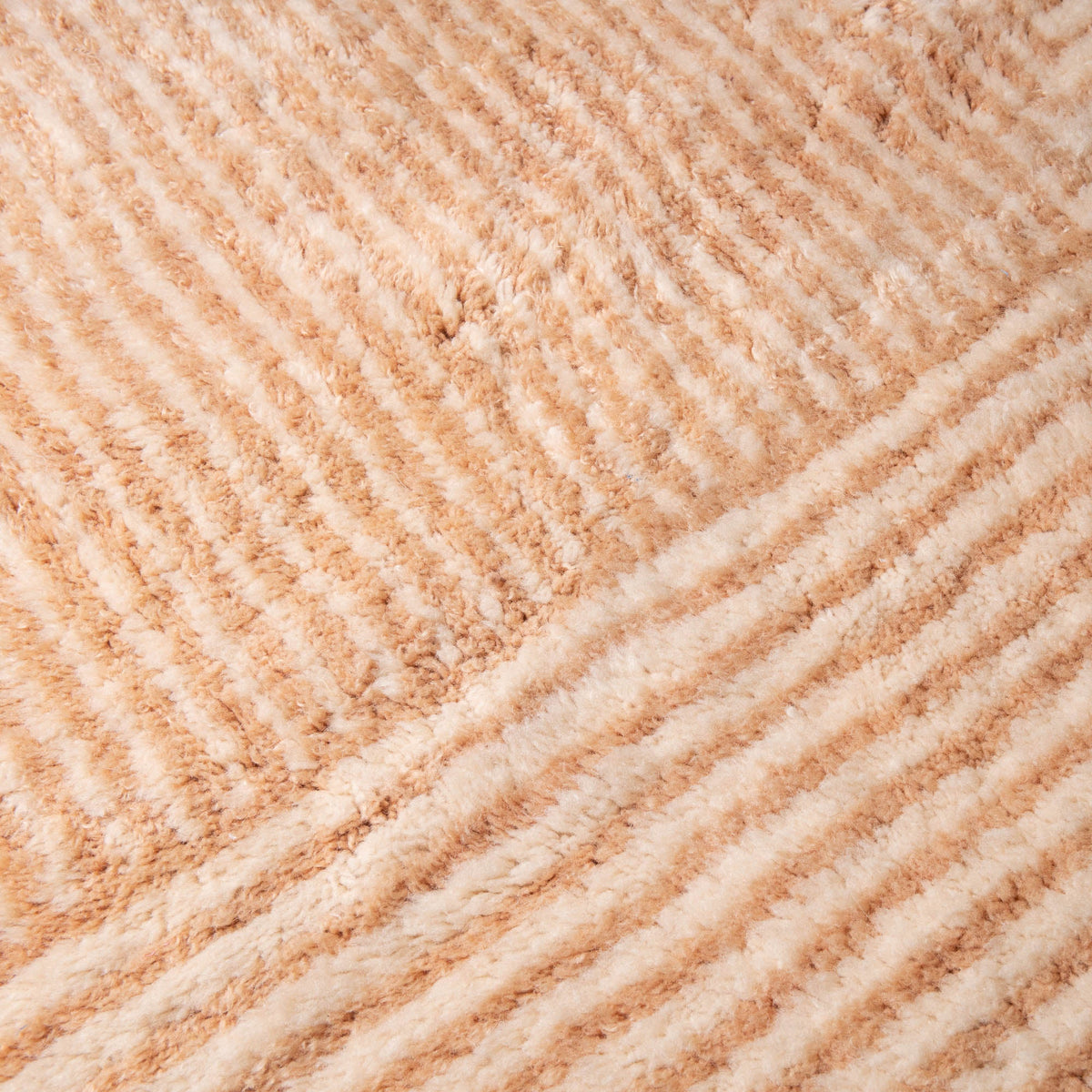 Gravity Center Round - Luxury Shag Moroccan Rug - Benisouk