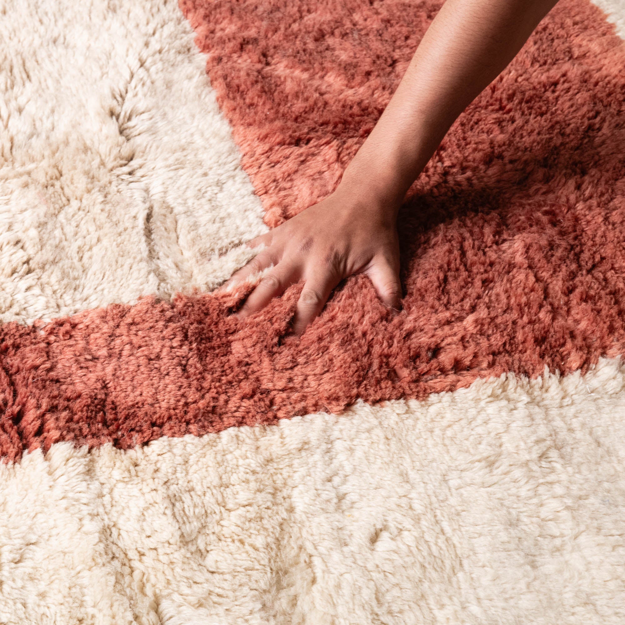 Gzoula - Luxury Shag Moroccan Rug - Benisouk