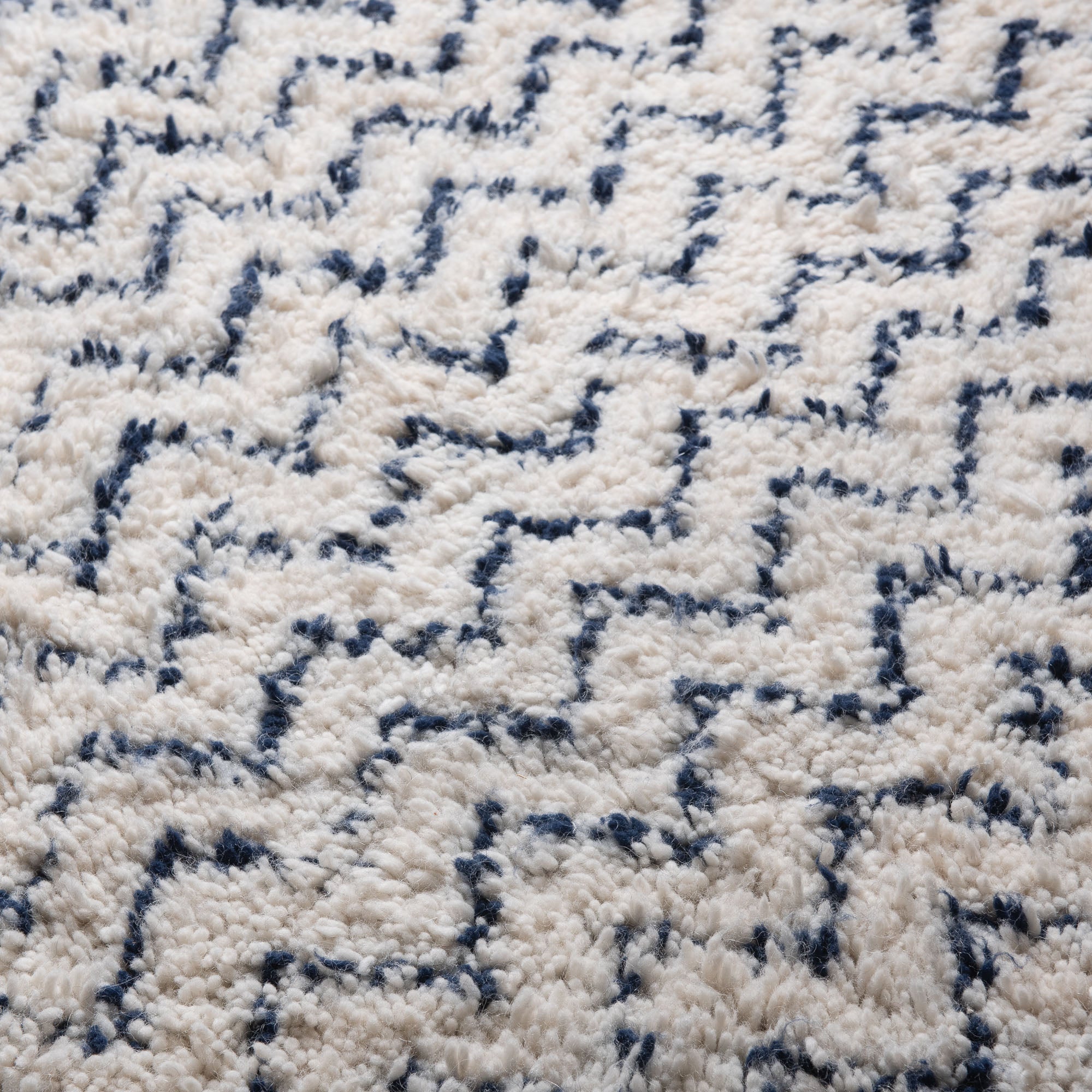 Hafsa - Shag Moroccan rug - Benisouk