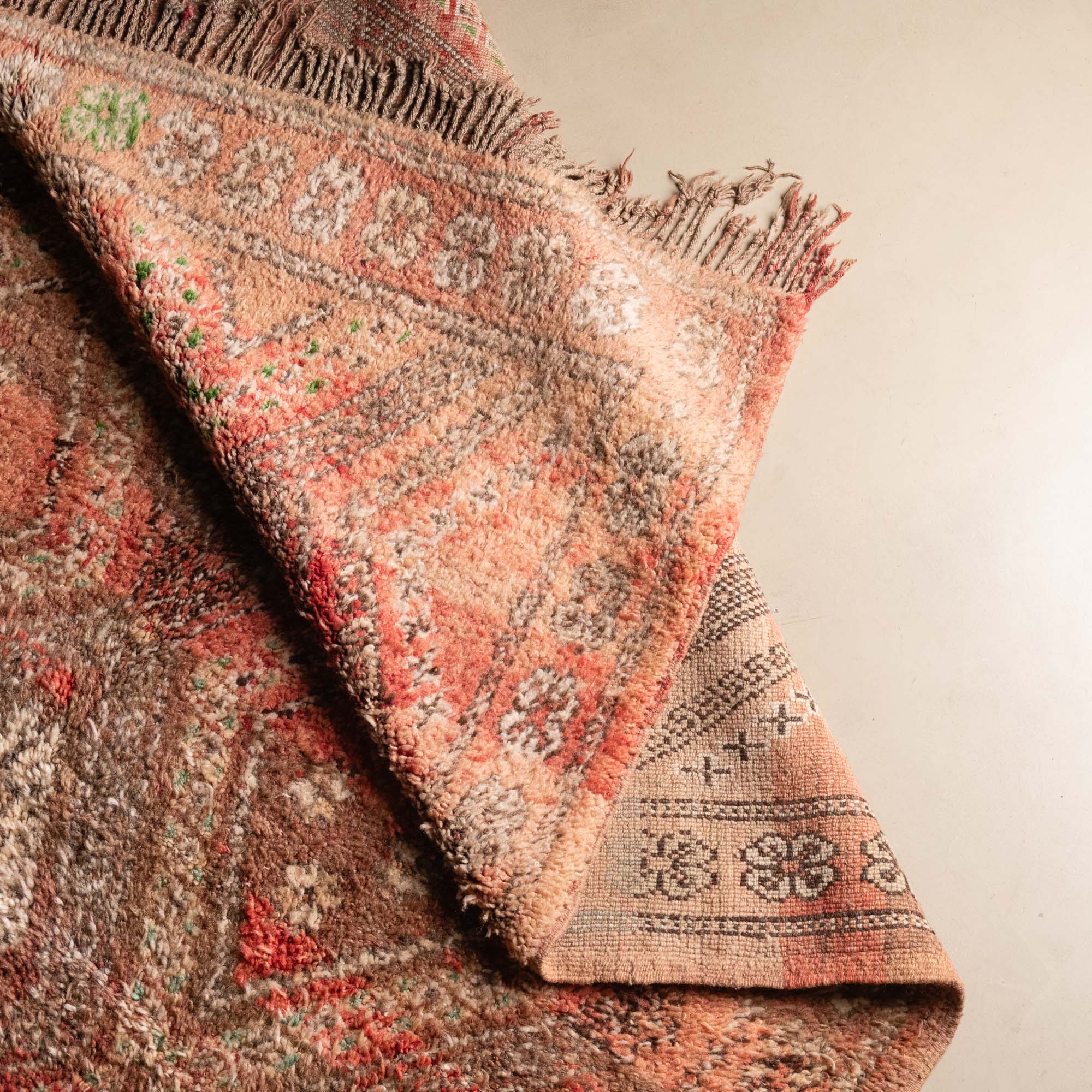 Hala - vintage boujad rug - Benisouk