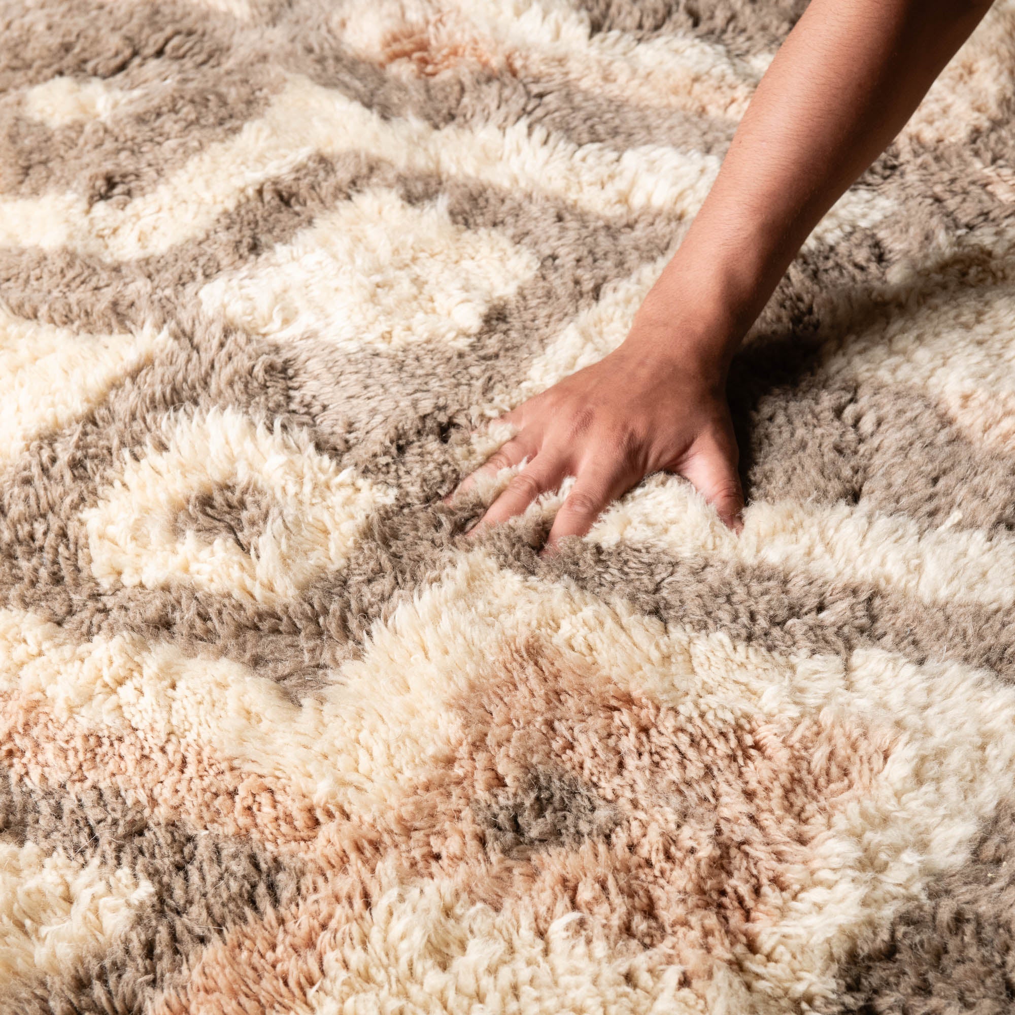 Infinite Dream - Luxury Shag Moroccan Rug - Benisouk