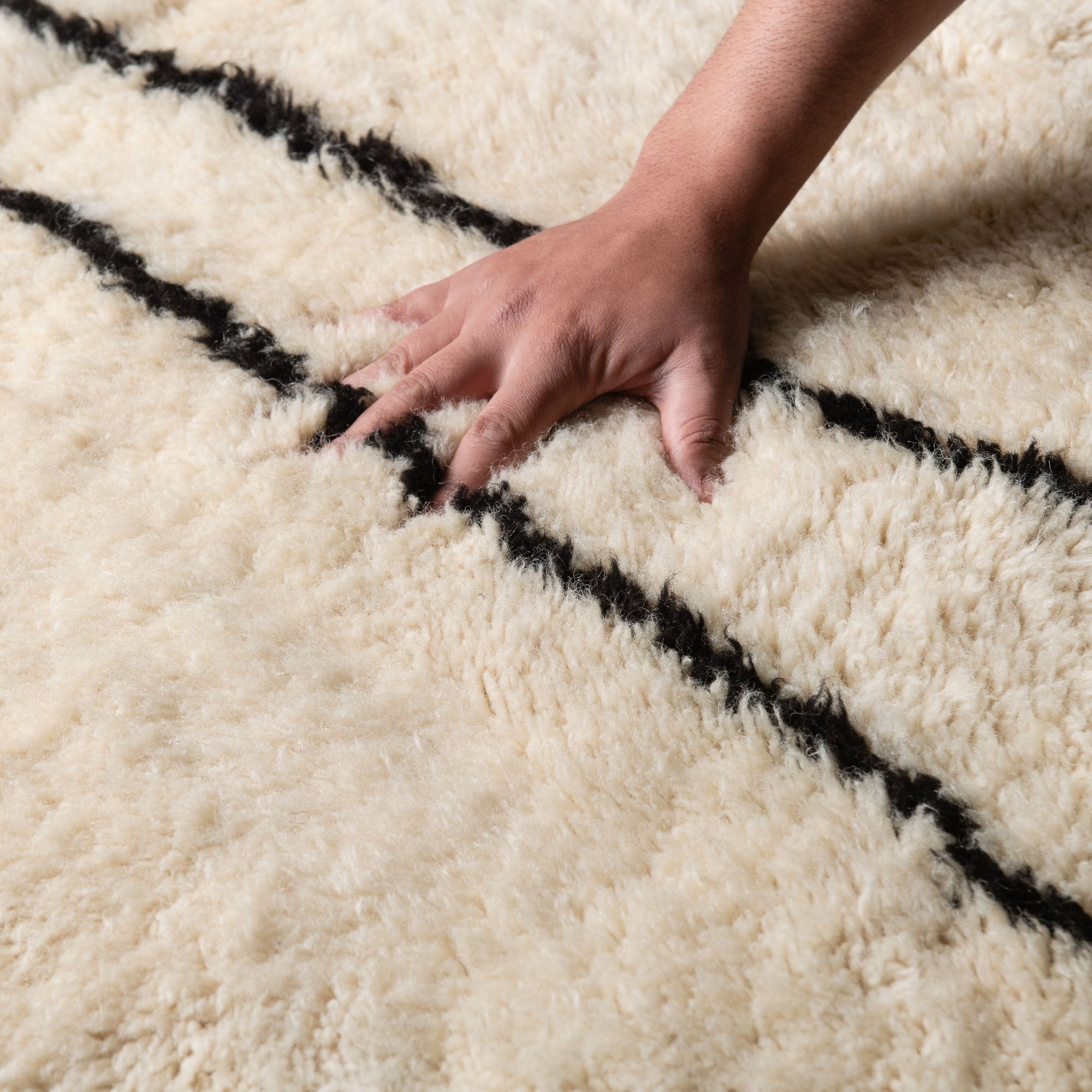 Ink Rivers Intersection - Luxury Shag Moroccan Rug - Benisouk