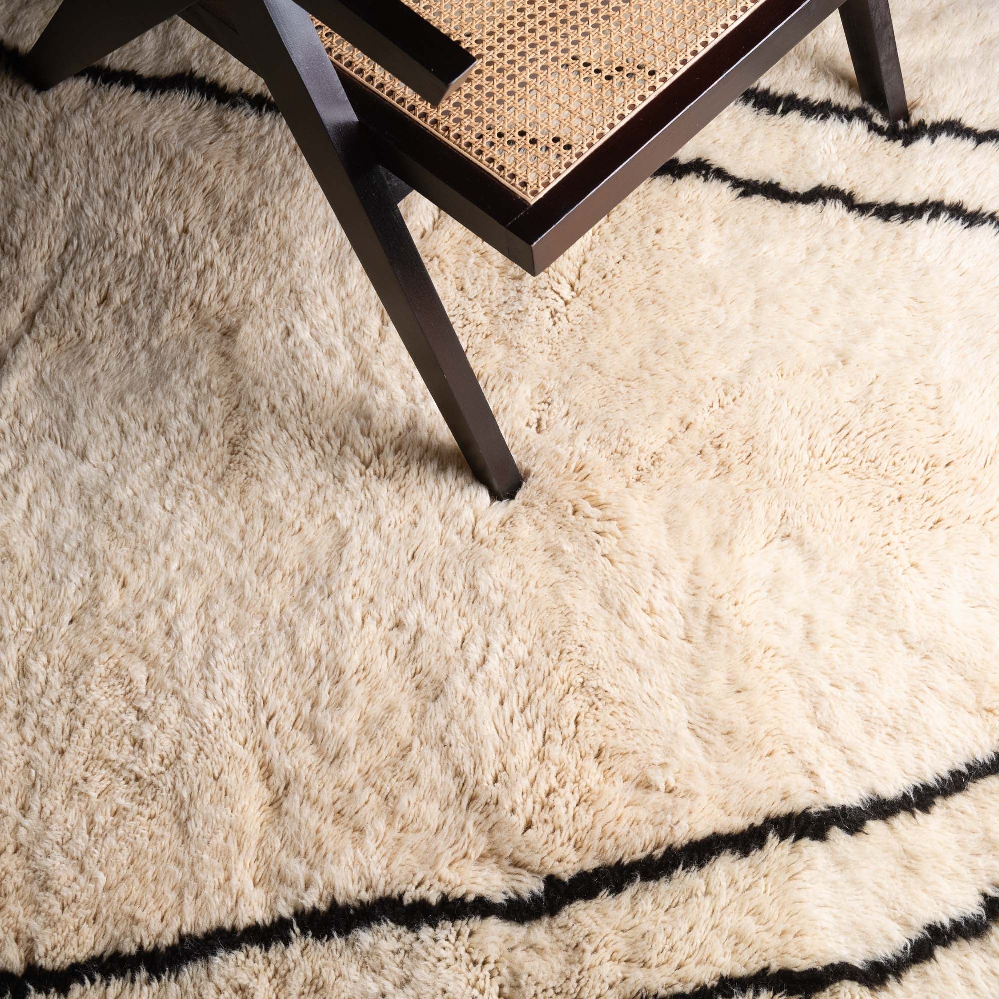 Ink Rivers Intersection - Luxury Shag Moroccan Rug - Benisouk