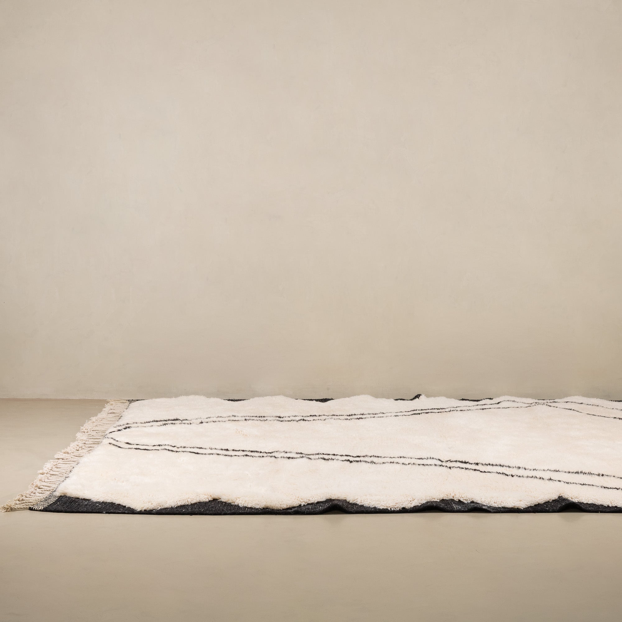 Ink Rivers Intersection - Luxury Shag Moroccan Rug - Benisouk