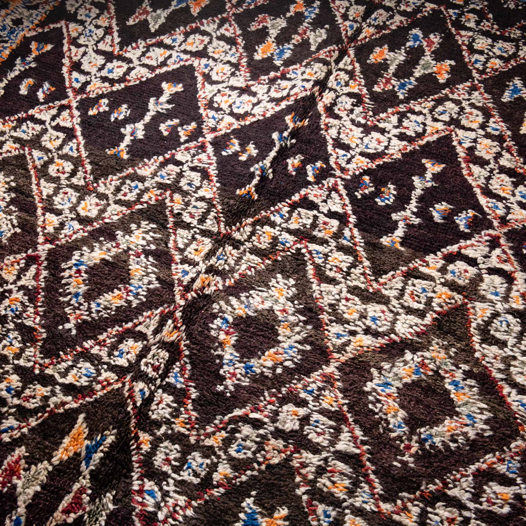 Inna - vintage boujad rug - Benisouk