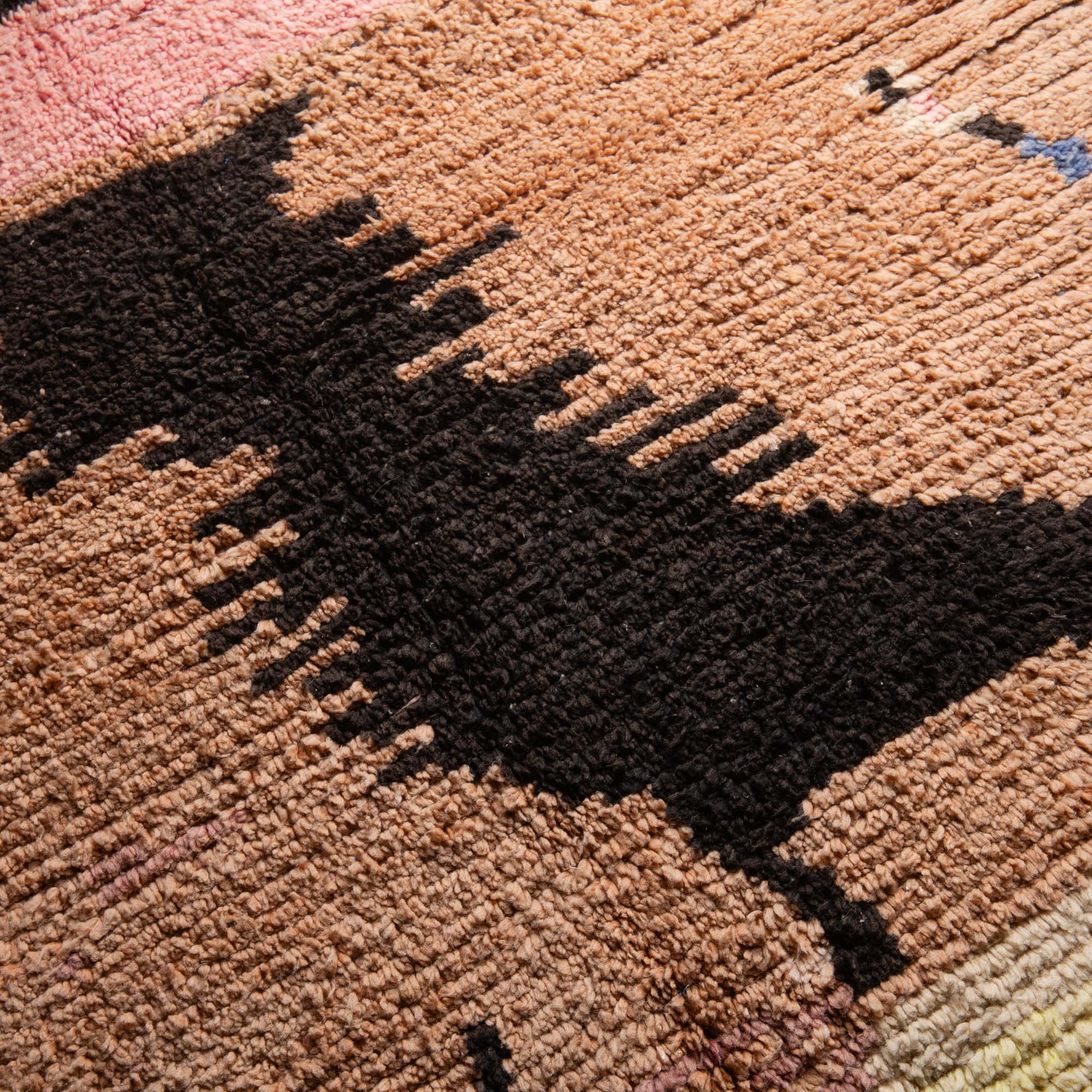 Iram - vintage boujad rug - Benisouk