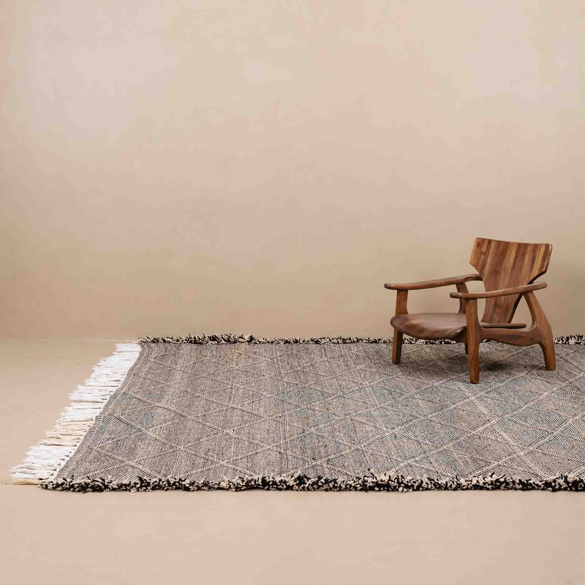 Jawida - taznakht kilim rug - Benisouk
