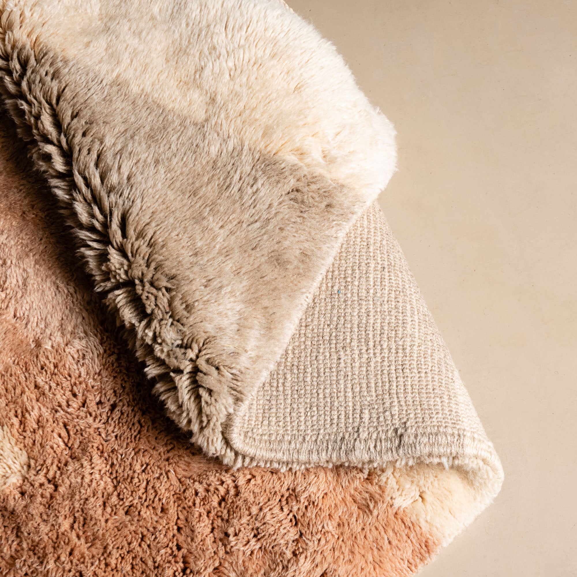 Joyful Horizon - Luxury Shag Moroccan Rug - Benisouk