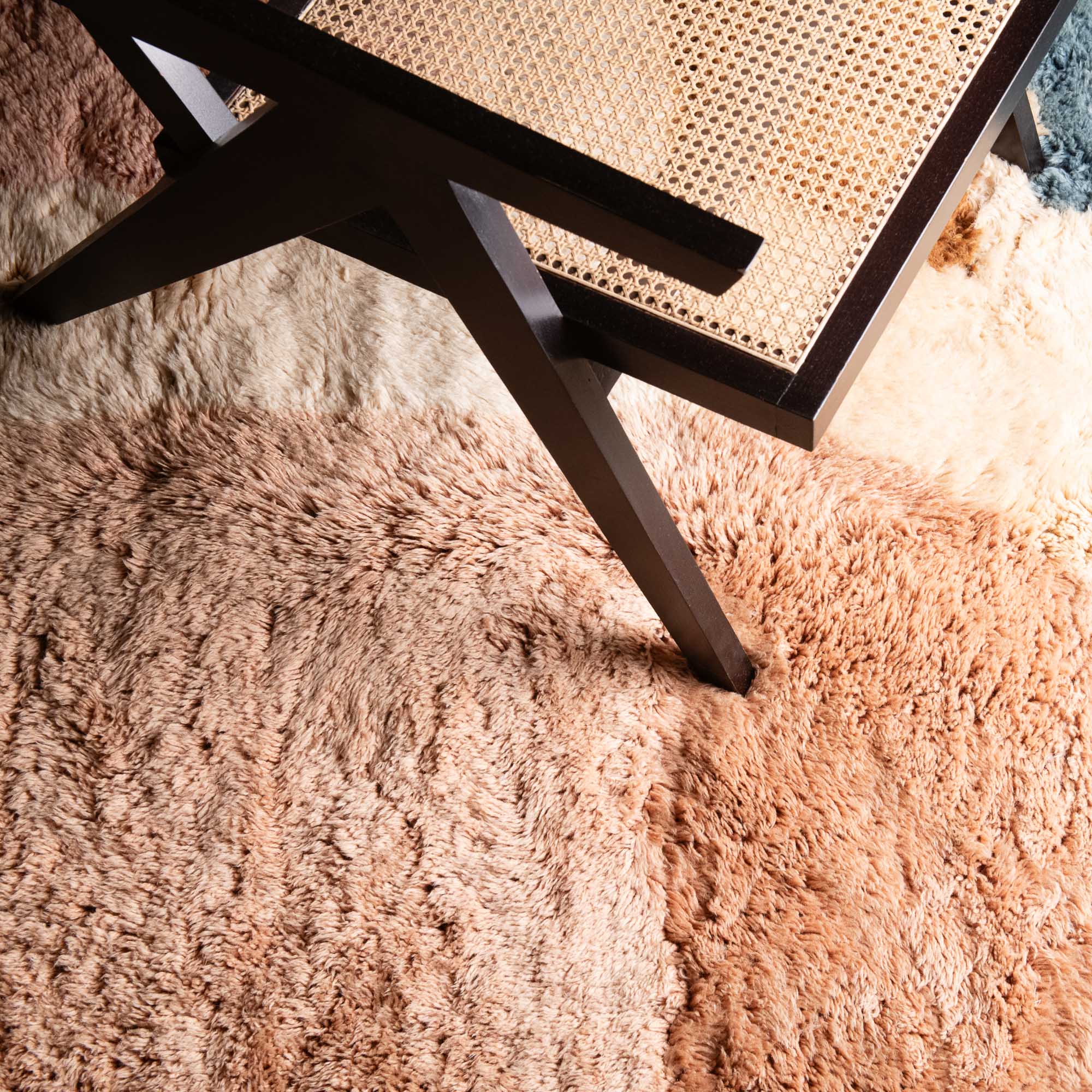 Joyful Horizon - Luxury Shag Moroccan Rug - Benisouk