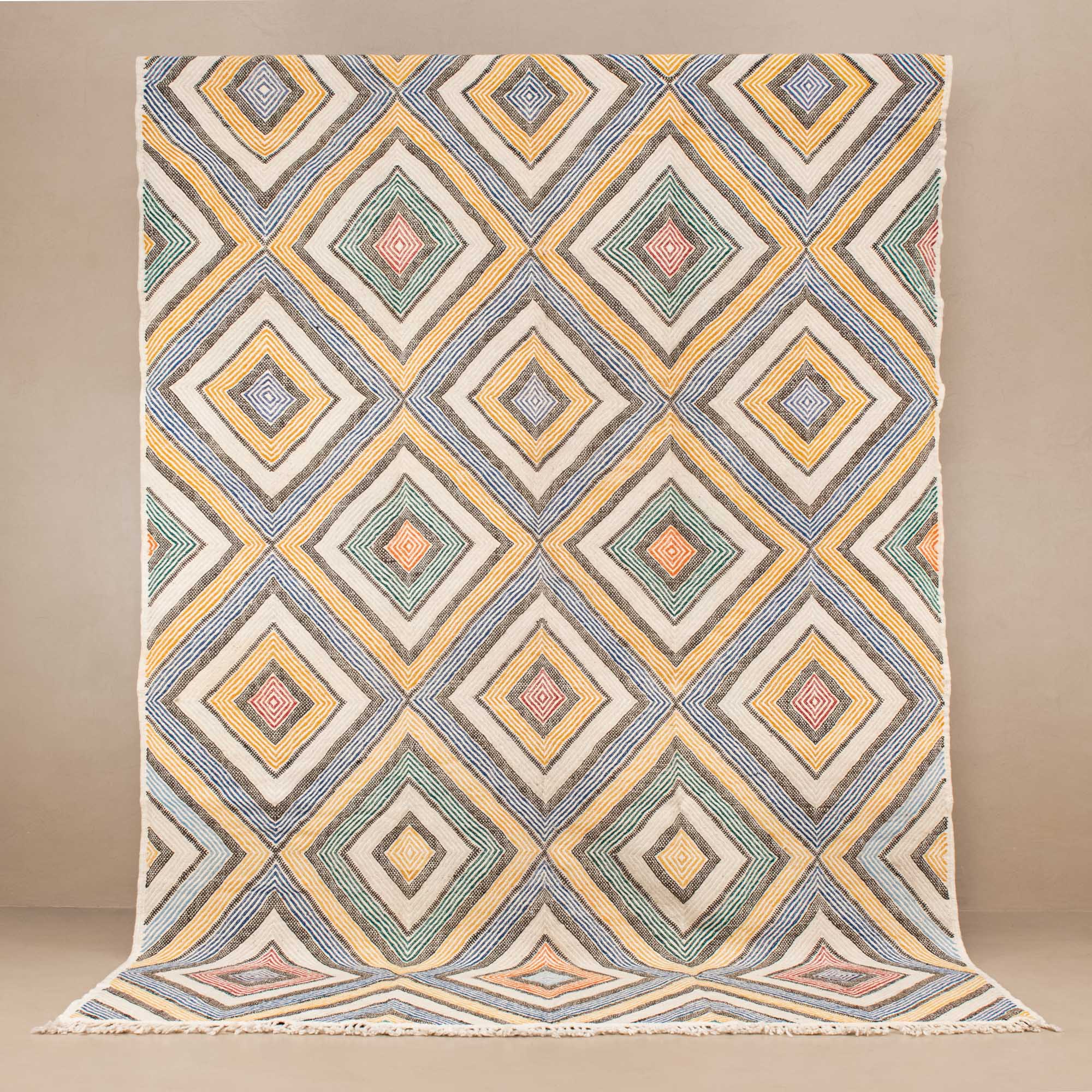 Kasila - Flatweave Moroccan rug - Benisouk