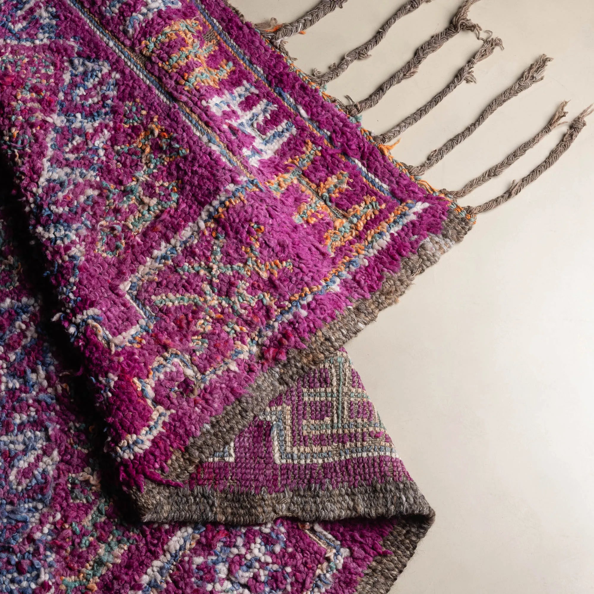 Kazem - vintage beni mguild rug - Benisouk