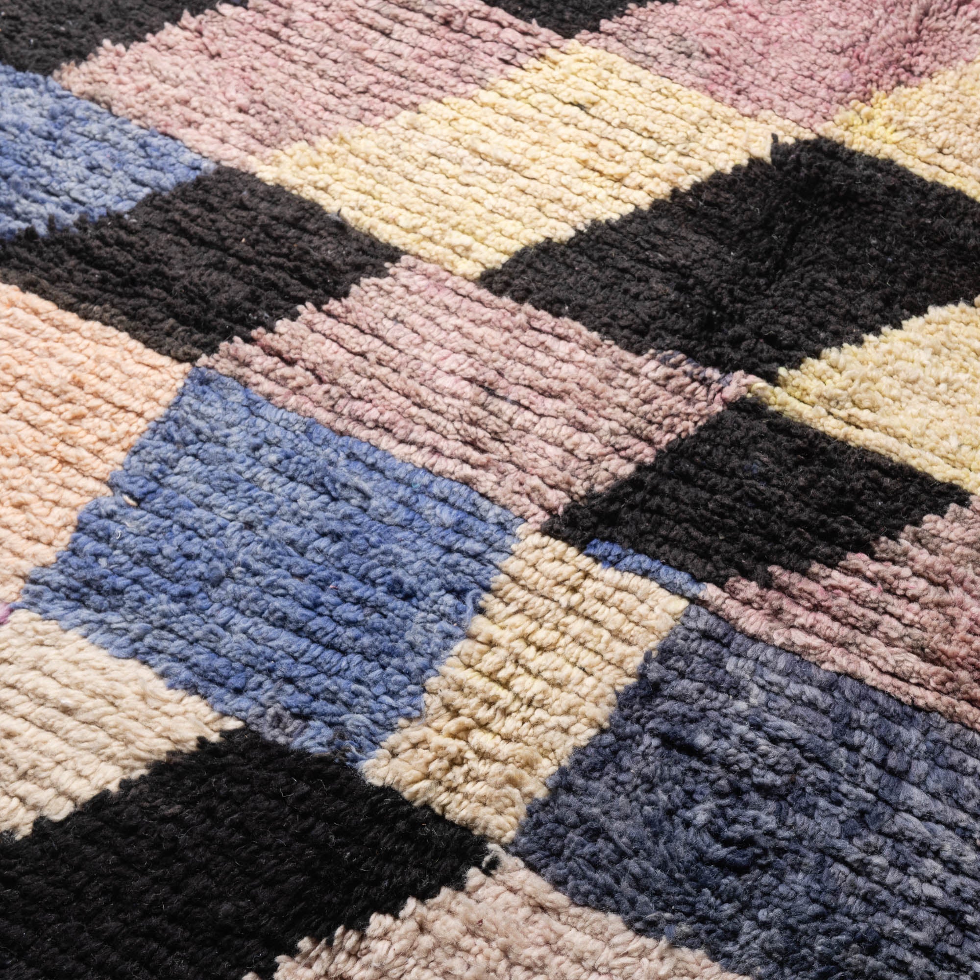 Lamis - vintage boujad rug - Benisouk