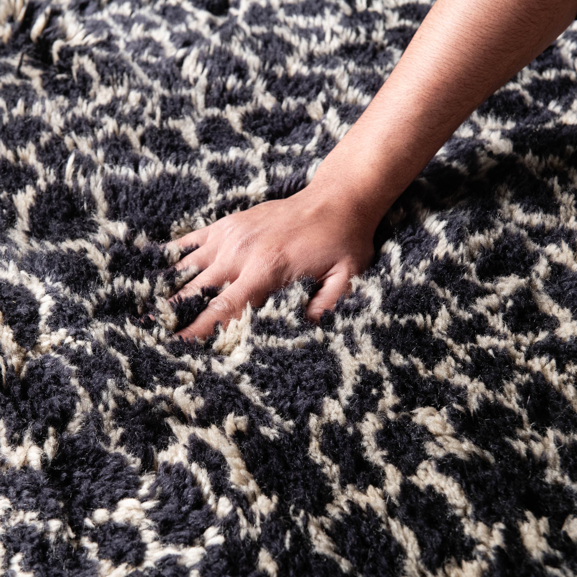 Leopard - Luxury Shag Moroccan Rug - Benisouk