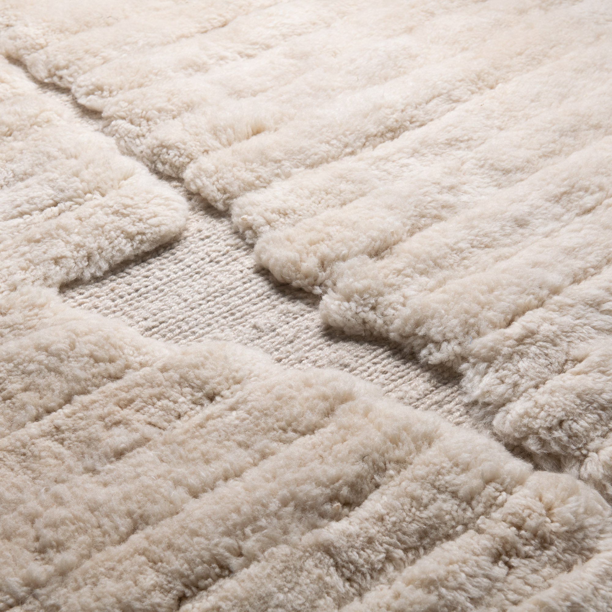 Ligne Pure - Luxury Shag Moroccan Rug - Benisouk