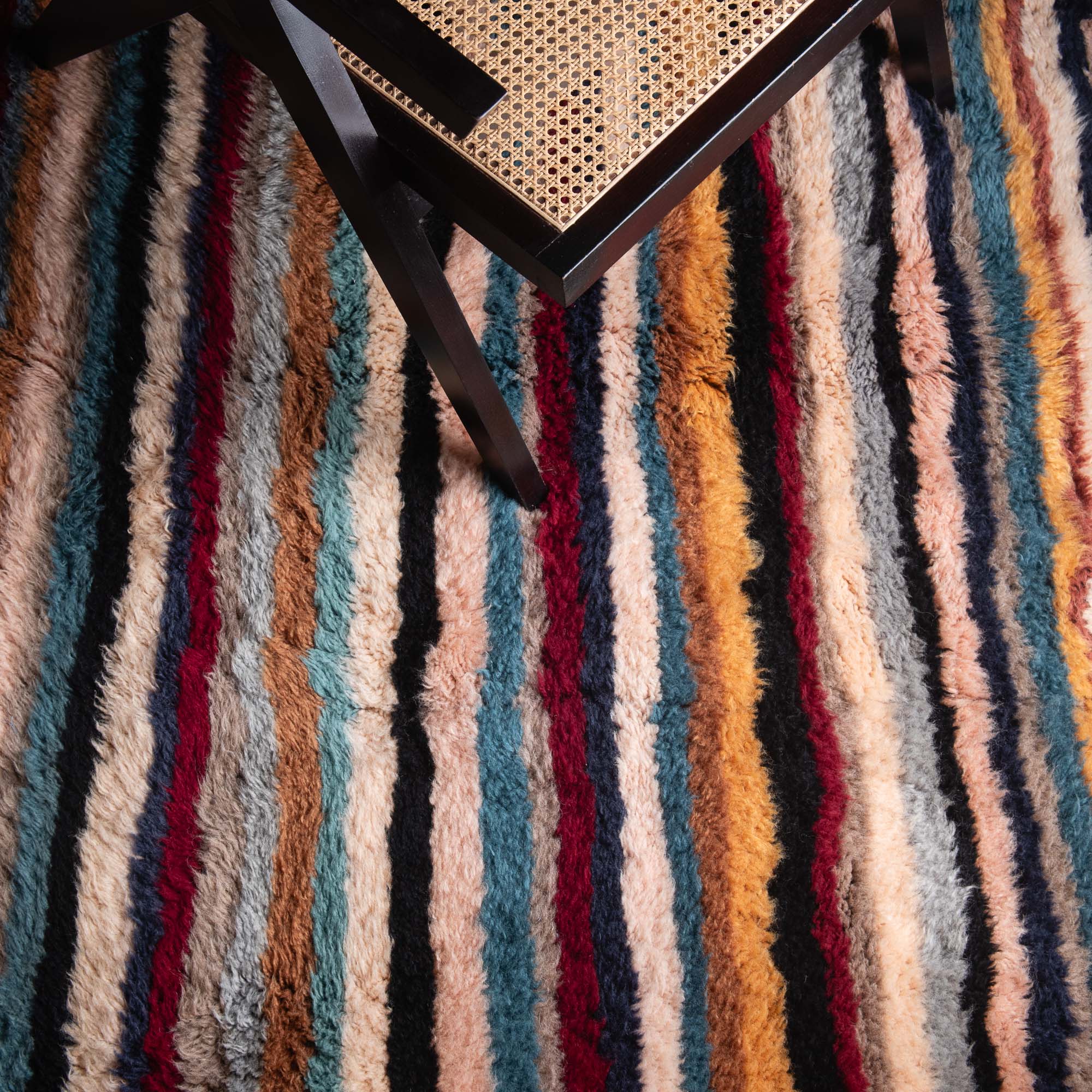 Linear Bloom - Luxury Shag Moroccan Rug - Benisouk