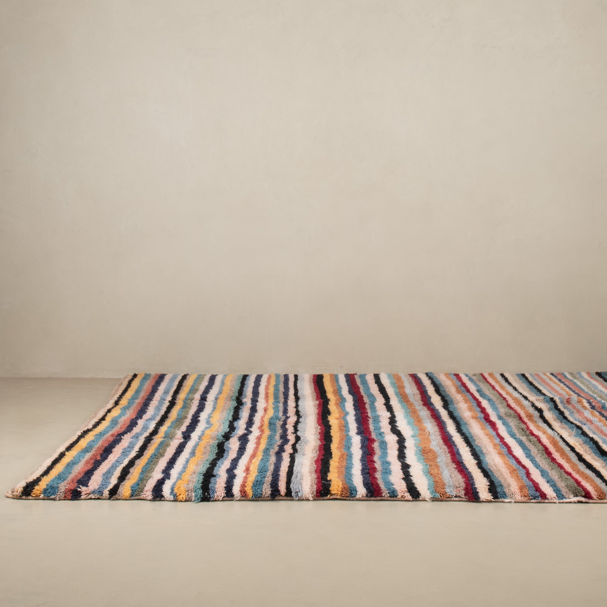 Linear Bloom - Luxury Shag Moroccan Rug - Benisouk