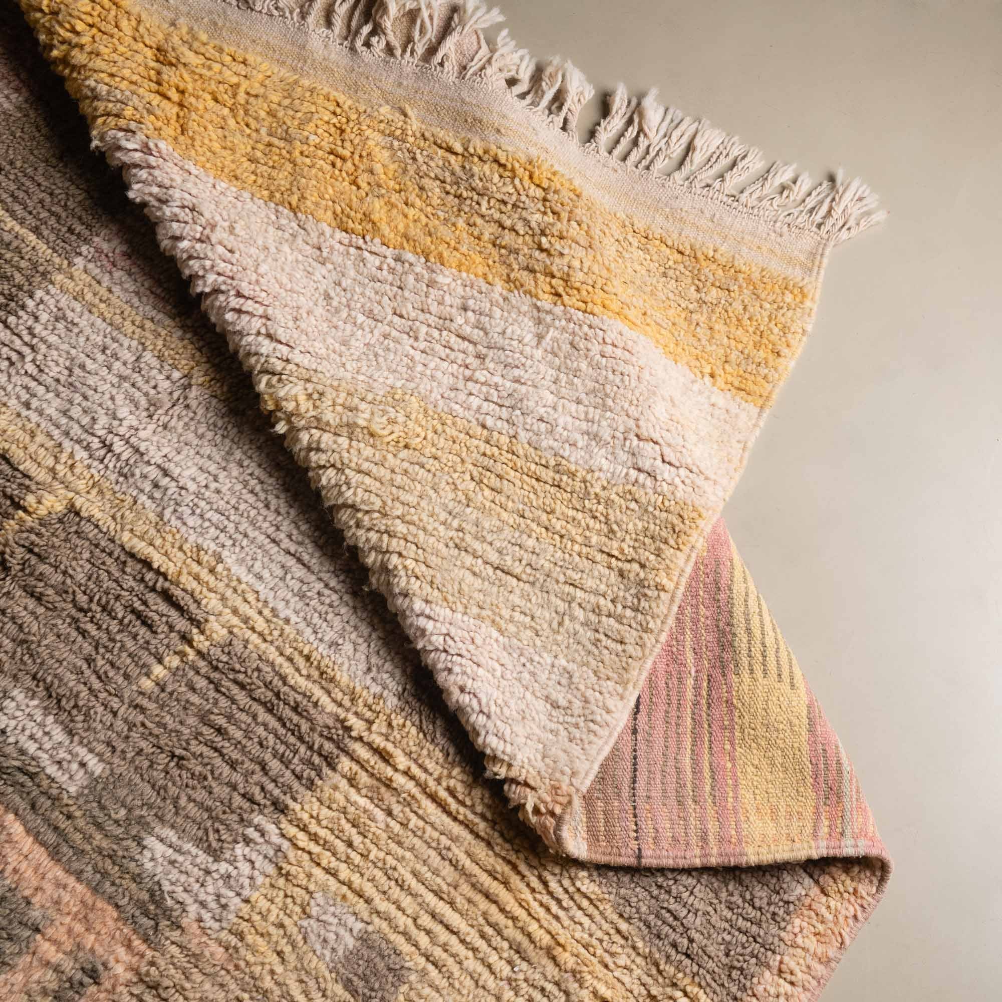 Loujayn - vintage boujad rug - Benisouk