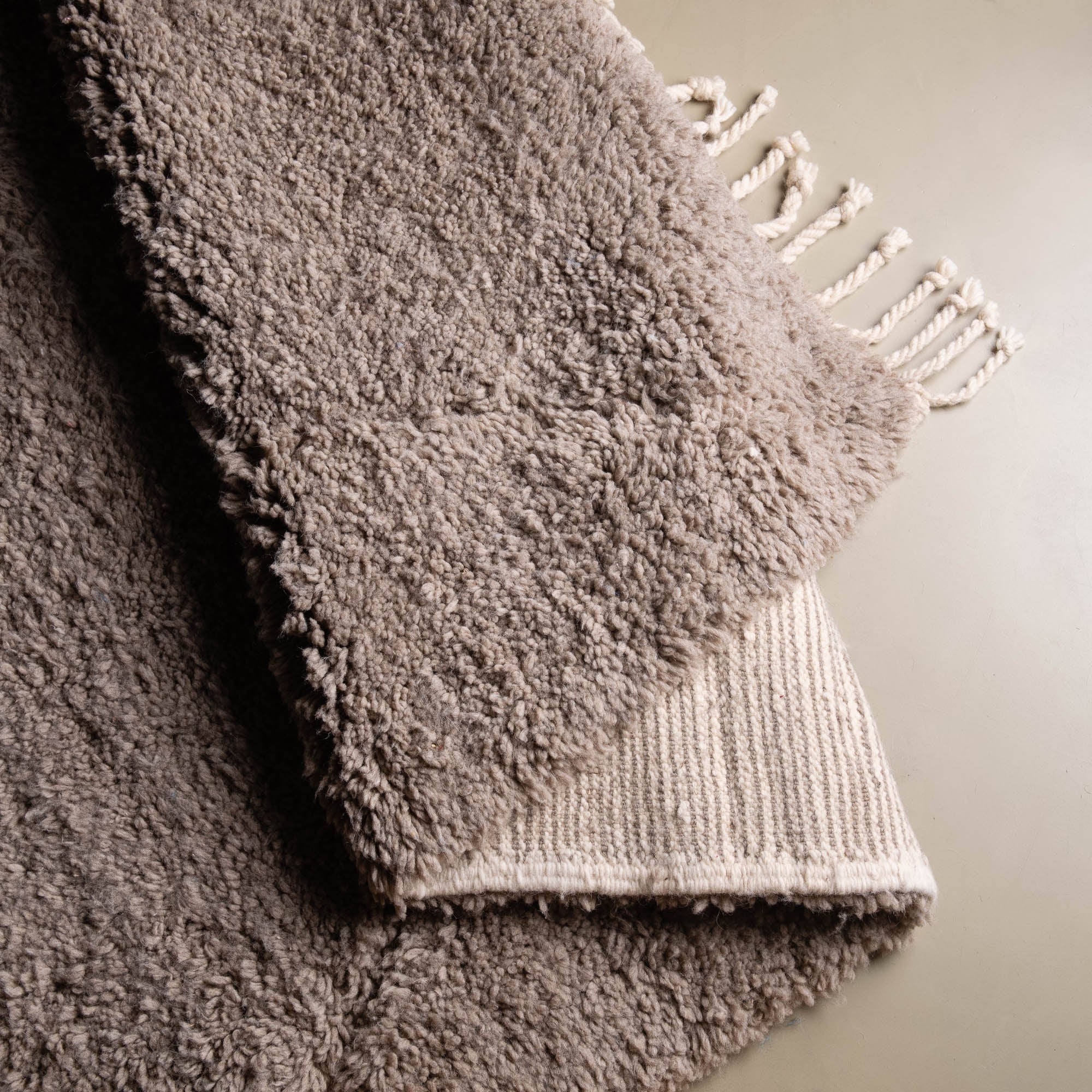 Mahafar Ash gray - Shag Moroccan rug - Benisouk