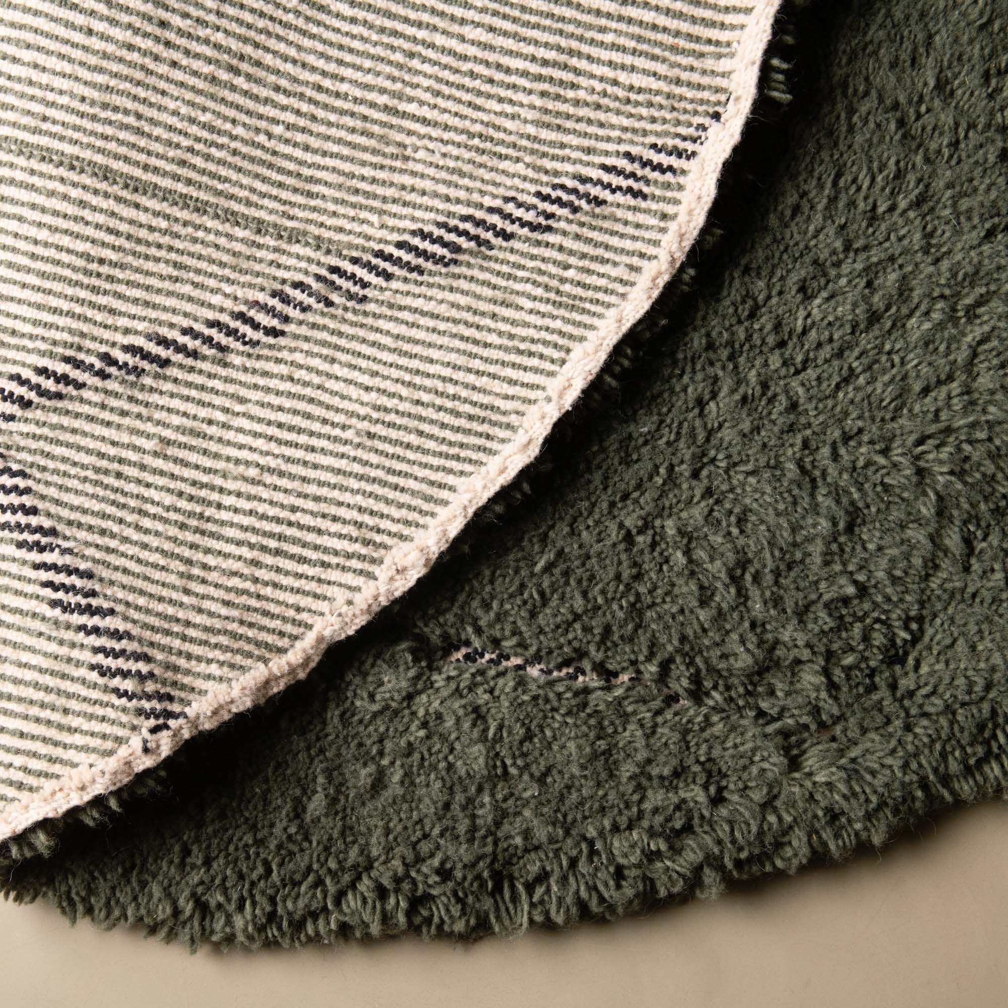 Mahafar Soldier Green Round - Shag Moroccan rug - Benisouk