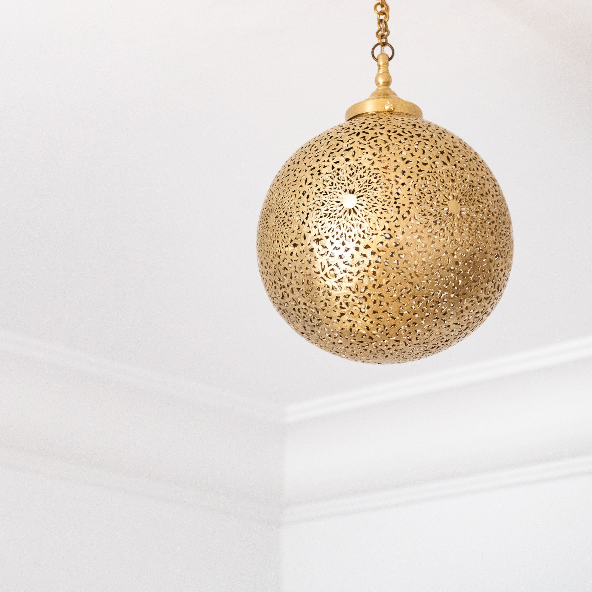 Manar - Moroccan Pendant Light Fixture - Benisouk