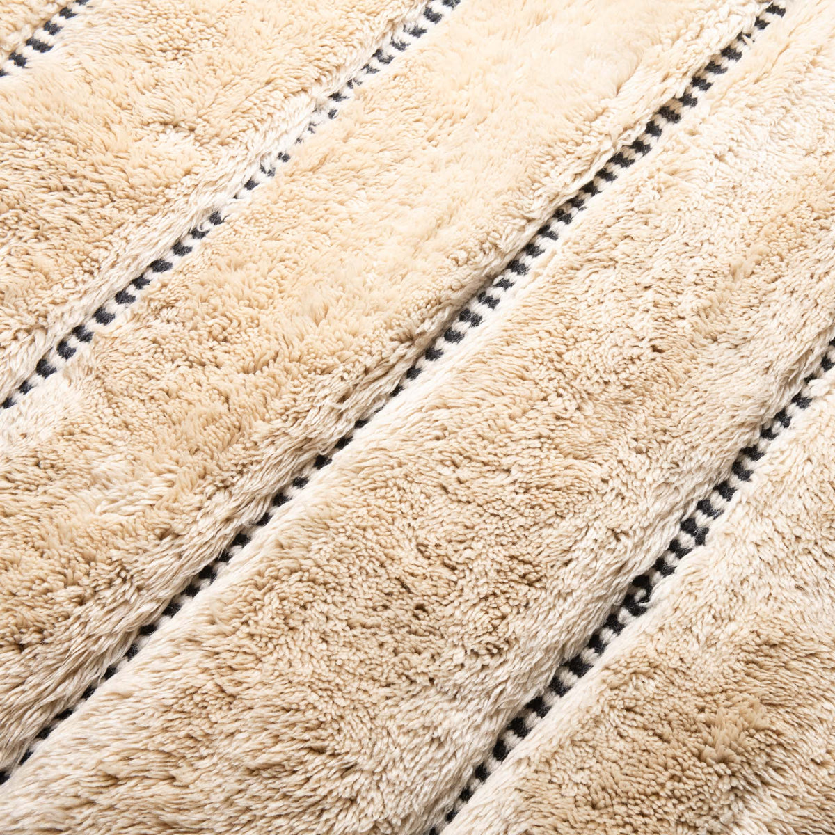 Manuscript - Luxury Shag Moroccan Rug - Benisouk