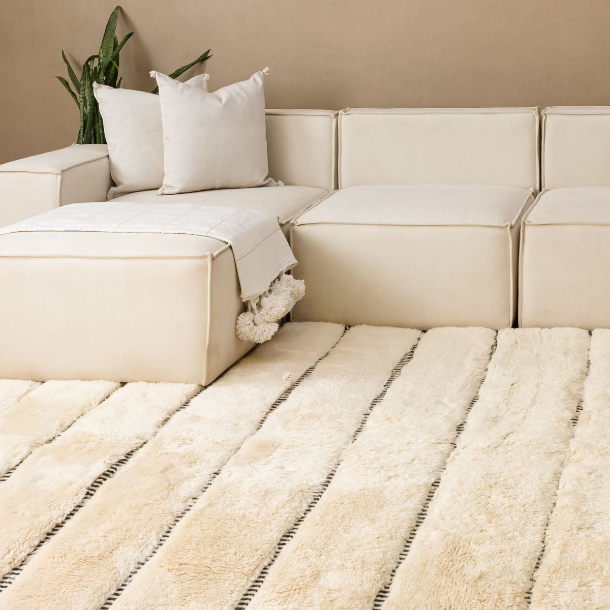 Manuscript - Luxury Shag Moroccan Rug - Benisouk