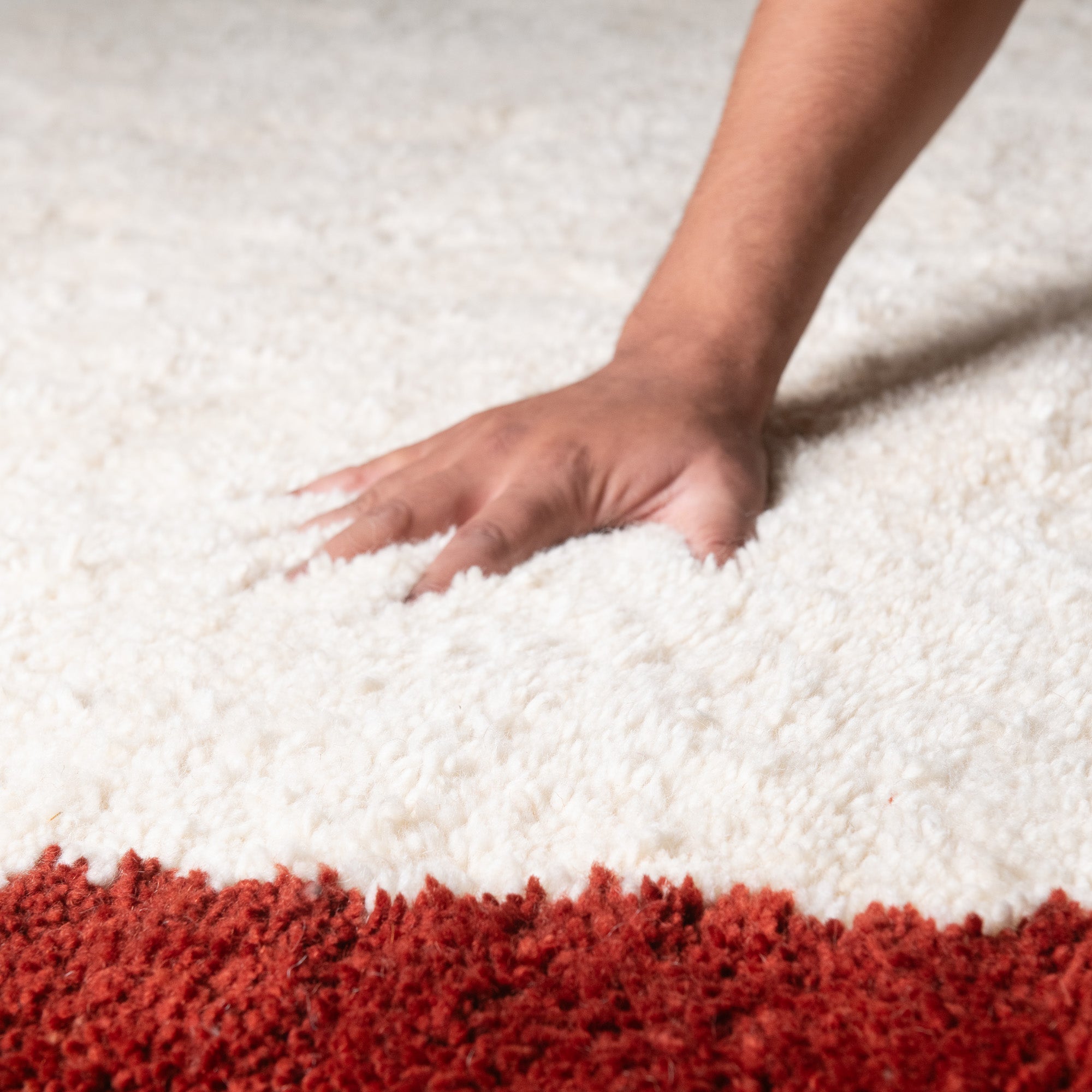 Maraba Deep Red - Shag Moroccan rug - Benisouk