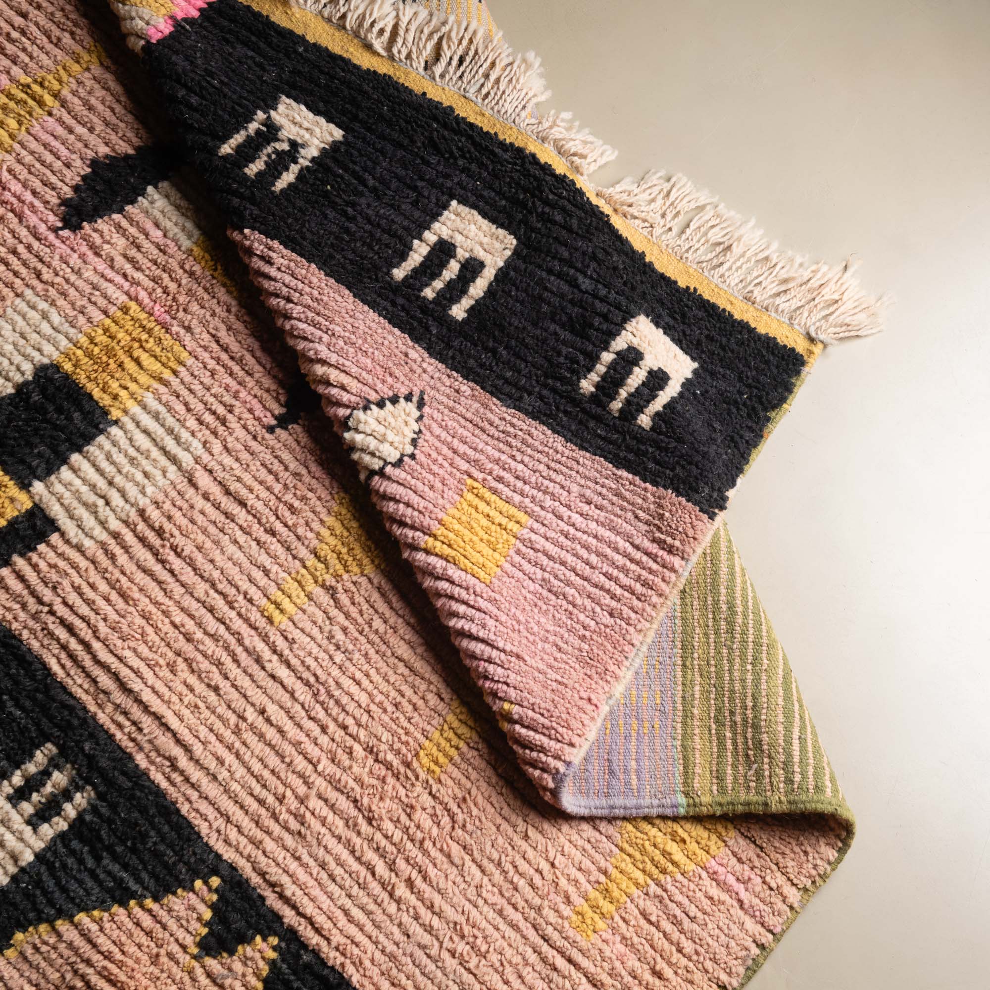 Massilya - vintage boujad rug - Benisouk