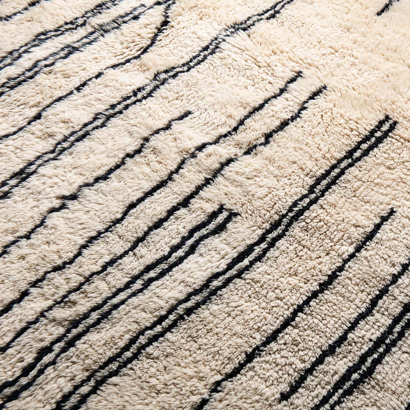 Metro Lines - Luxury Shag Moroccan Rug - Benisouk