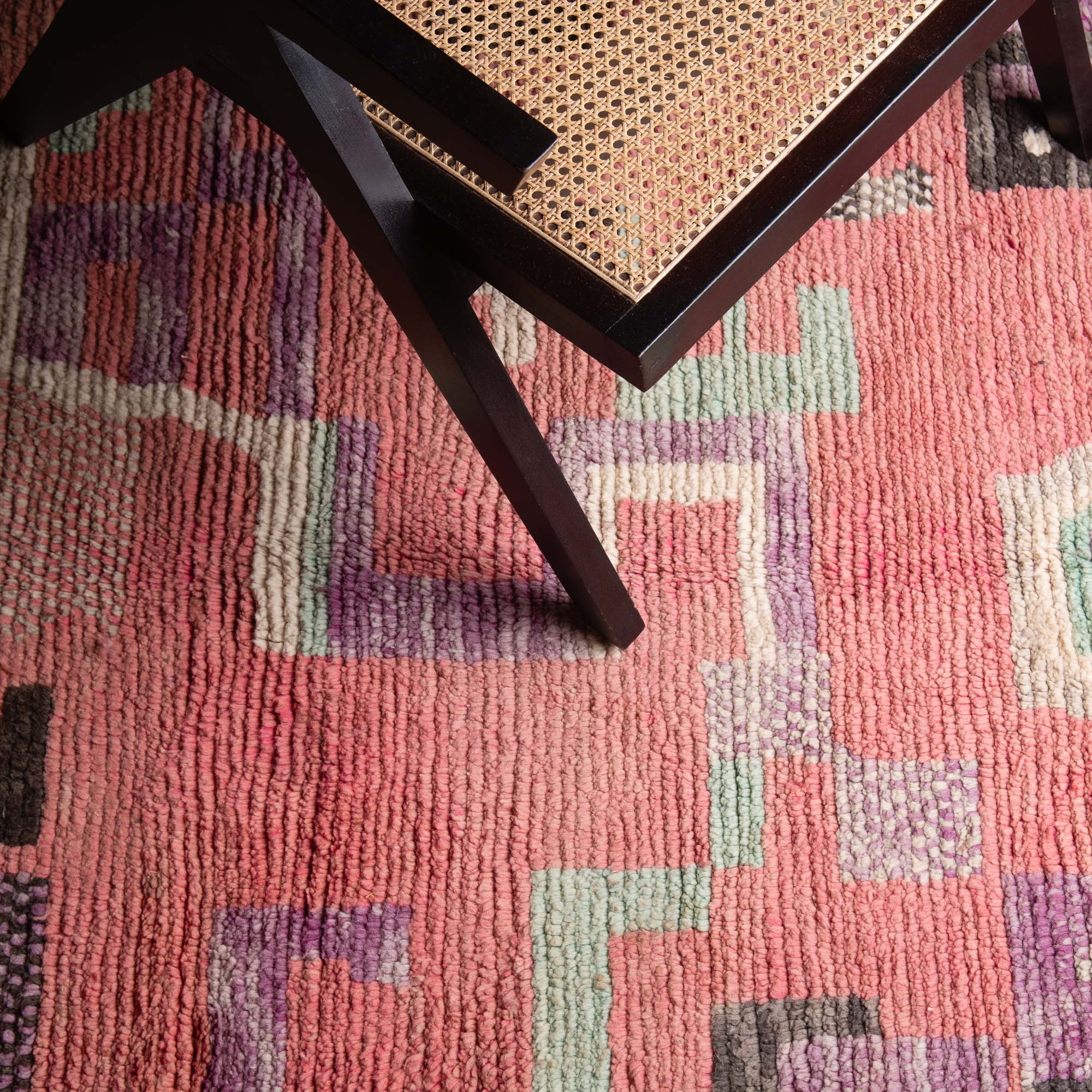 Mnahu - vintage boujad rug - Benisouk