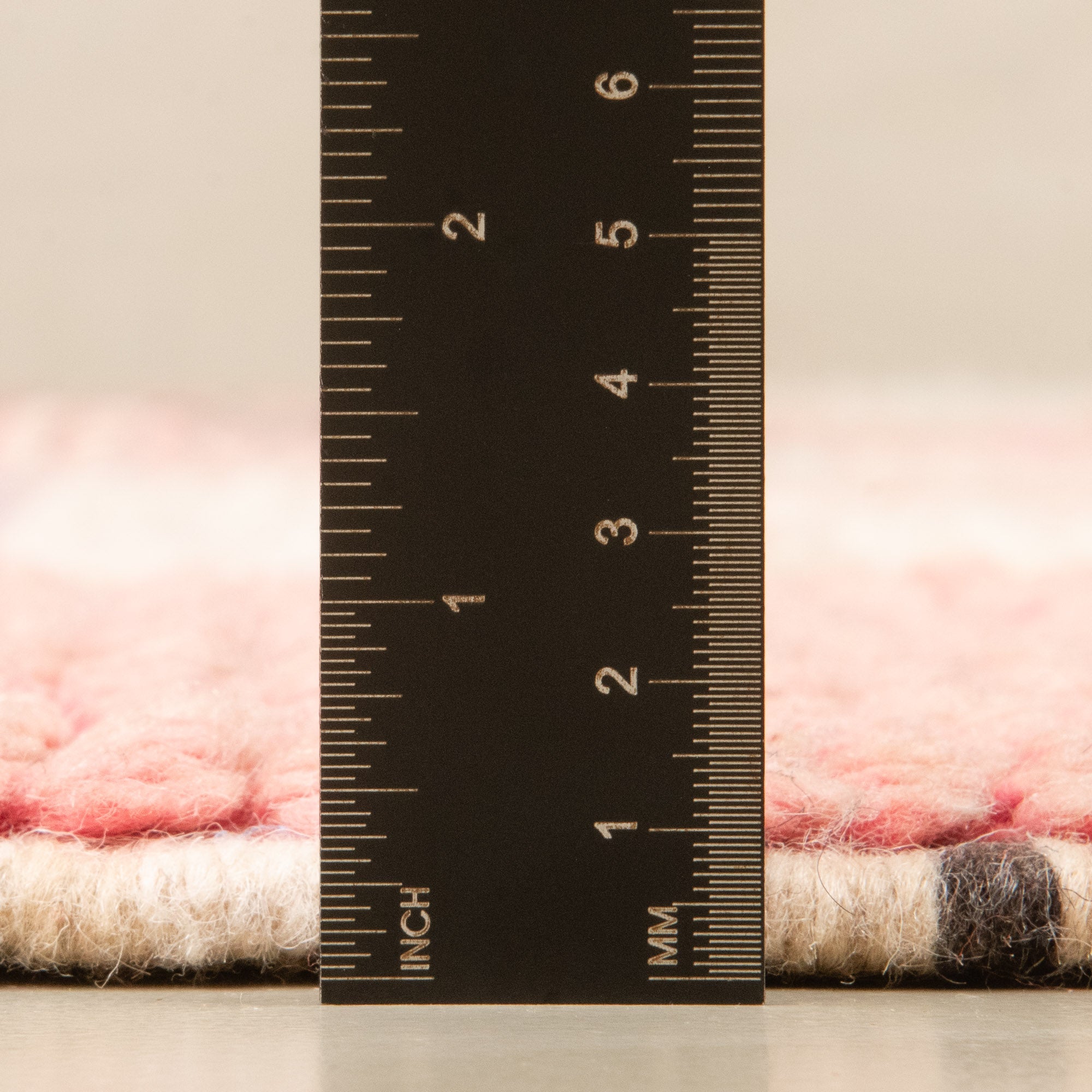 Mnahu - vintage boujad rug - Benisouk