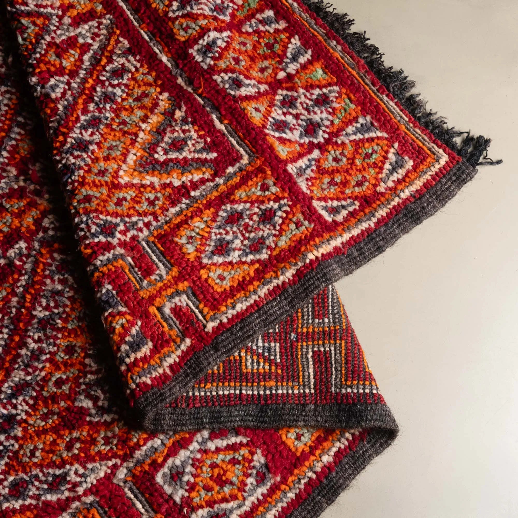 Montasir - vintage beni mguild rug - Benisouk