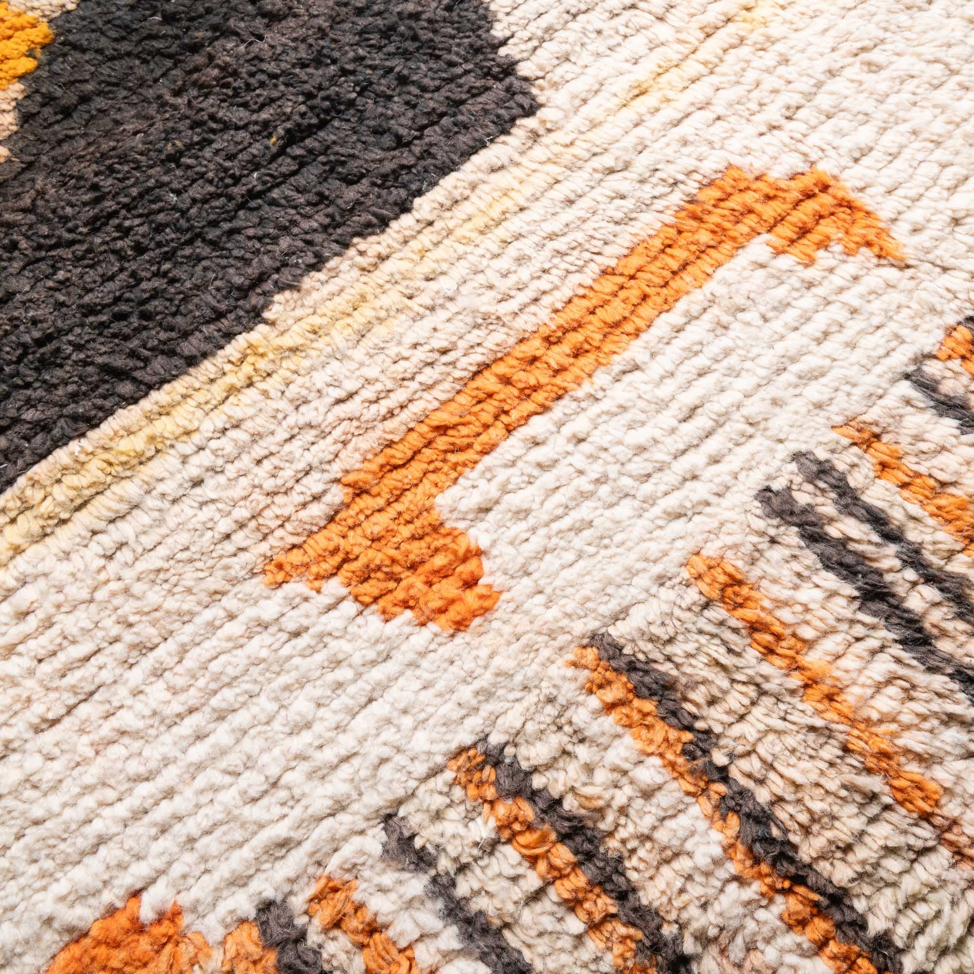 Montasir - vintage boujad rug - Benisouk