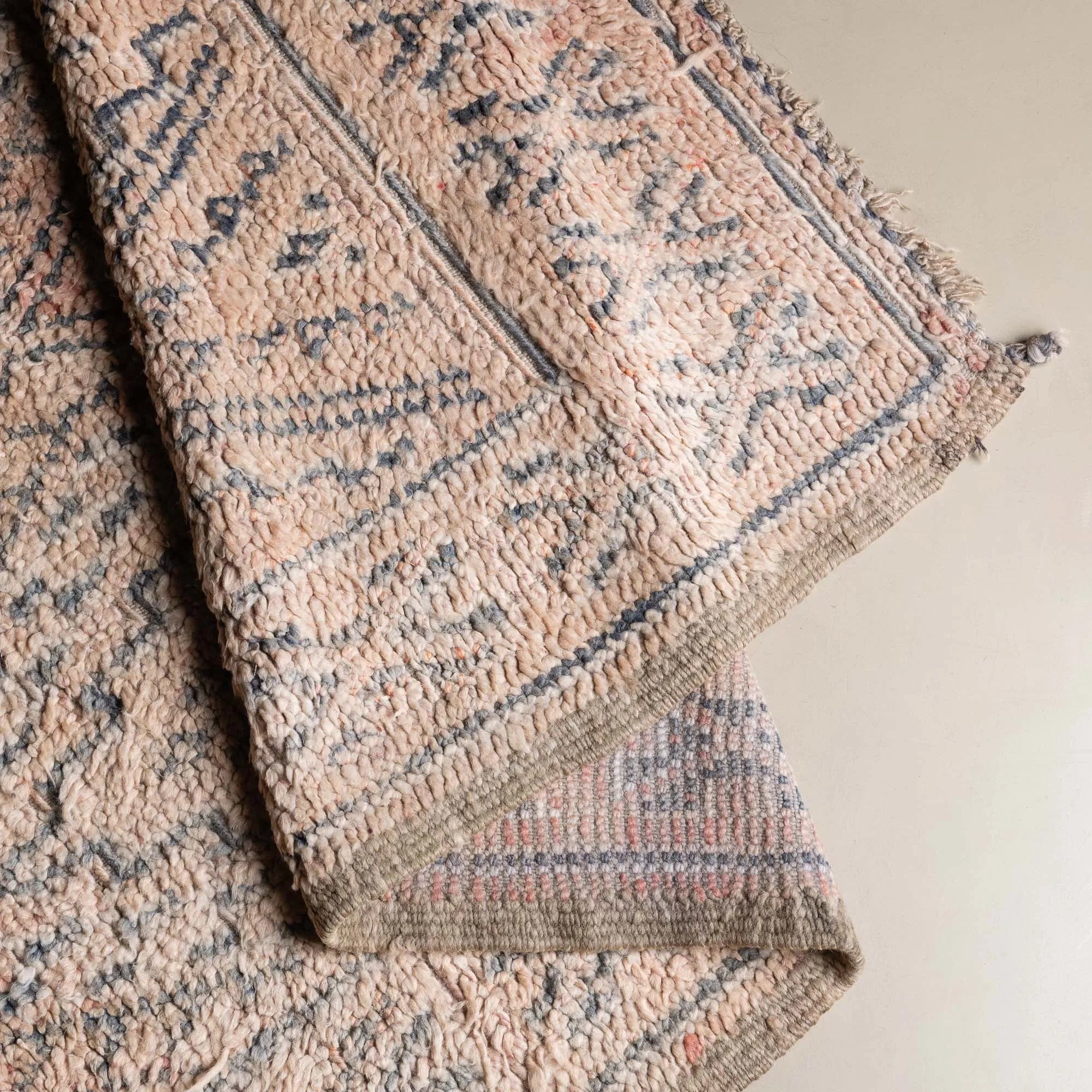Mostapha - vintage beni mguild rug - Benisouk