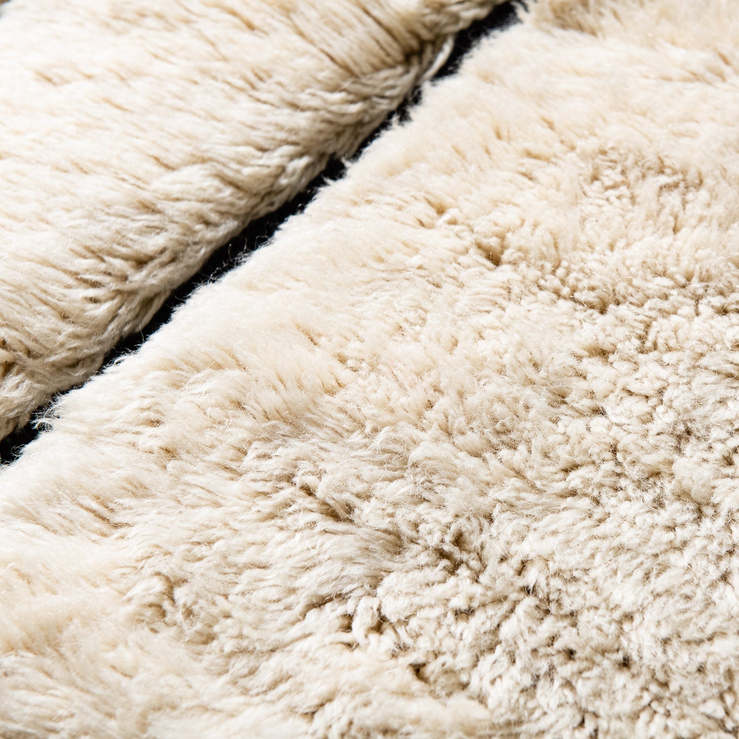 Munira - Luxury Shag Moroccan Rug - Benisouk