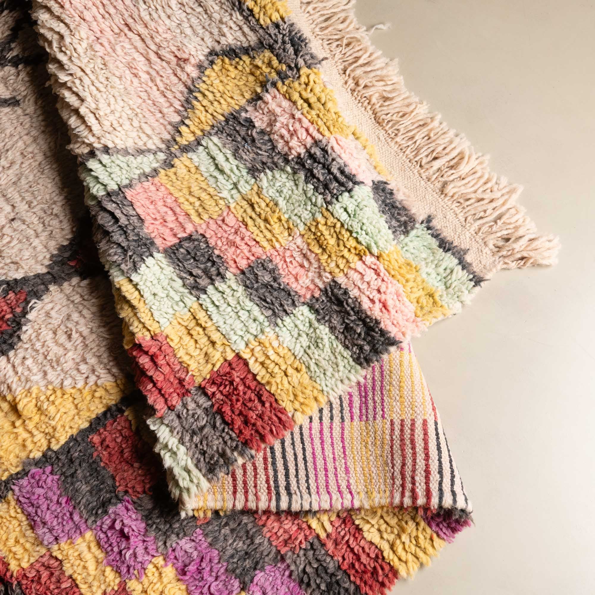 Nabila - vintage boujad rug - Benisouk