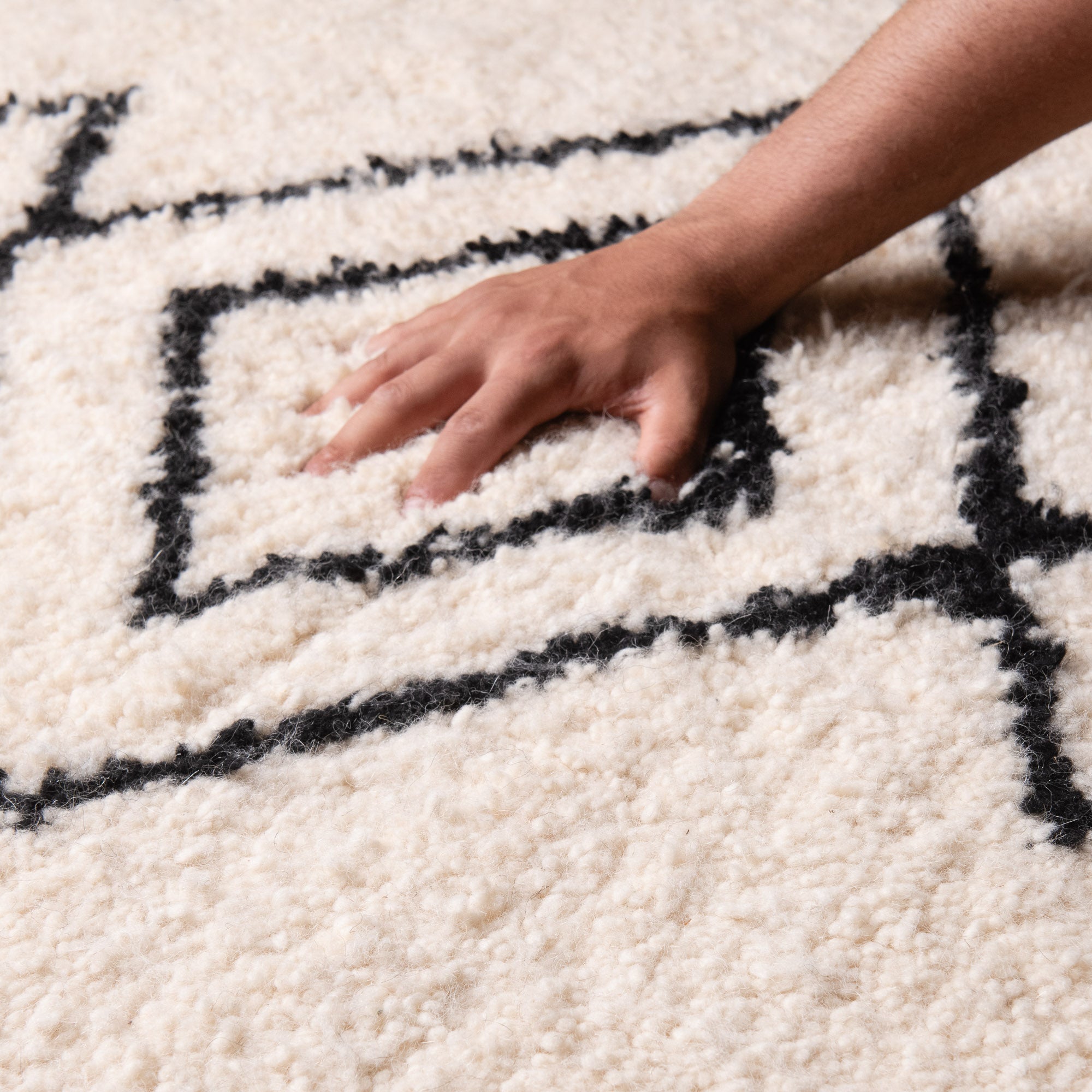 Nadia - Shag Moroccan rug - Benisouk