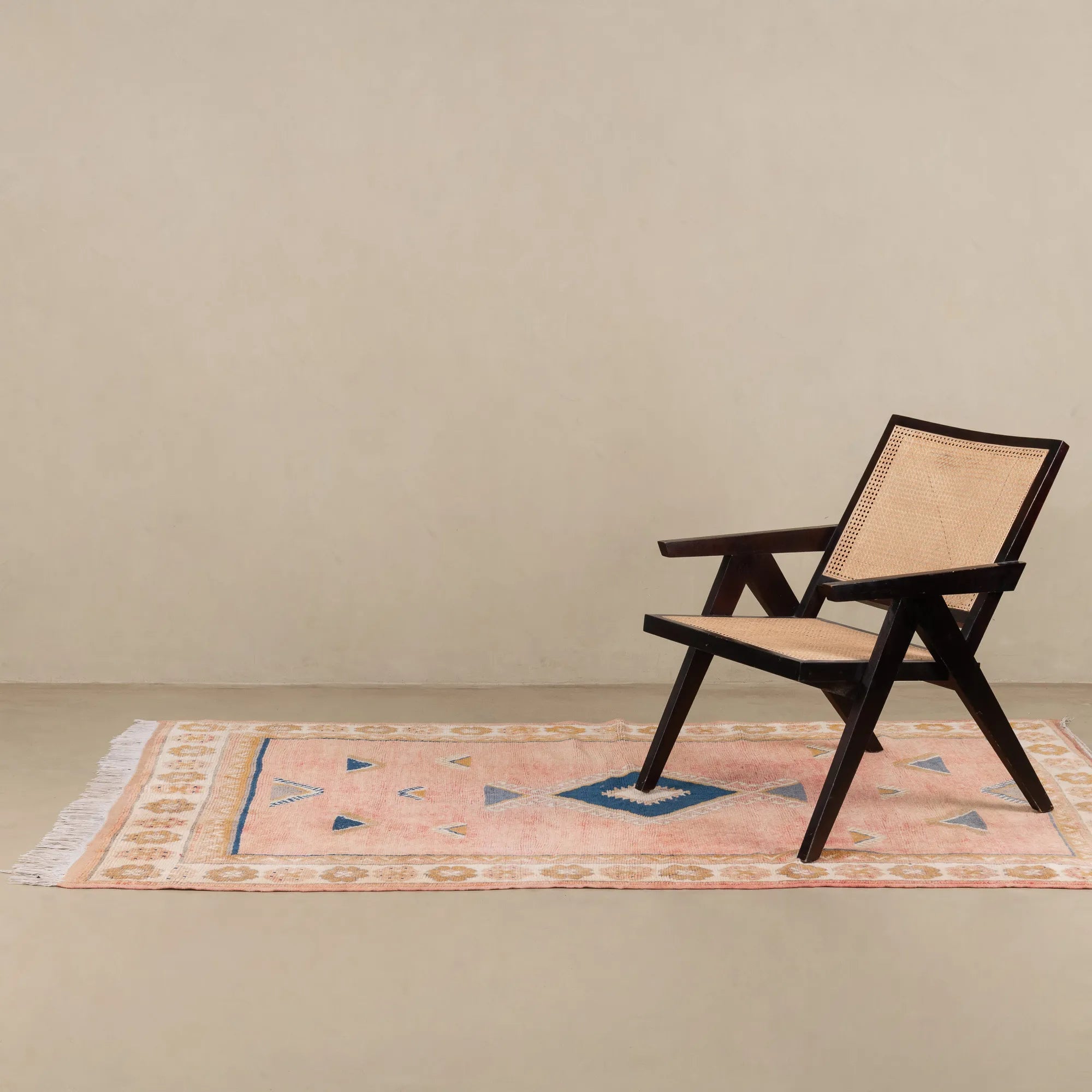 Nafisah - taznakht kilim rug - Benisouk