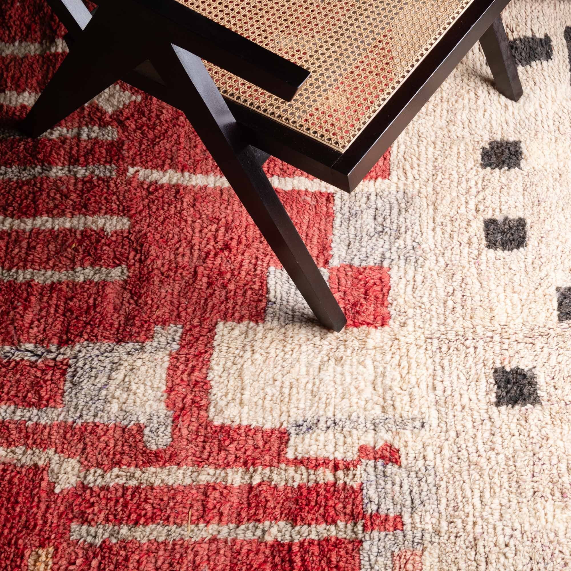 Nariman - vintage boujad rug - Benisouk