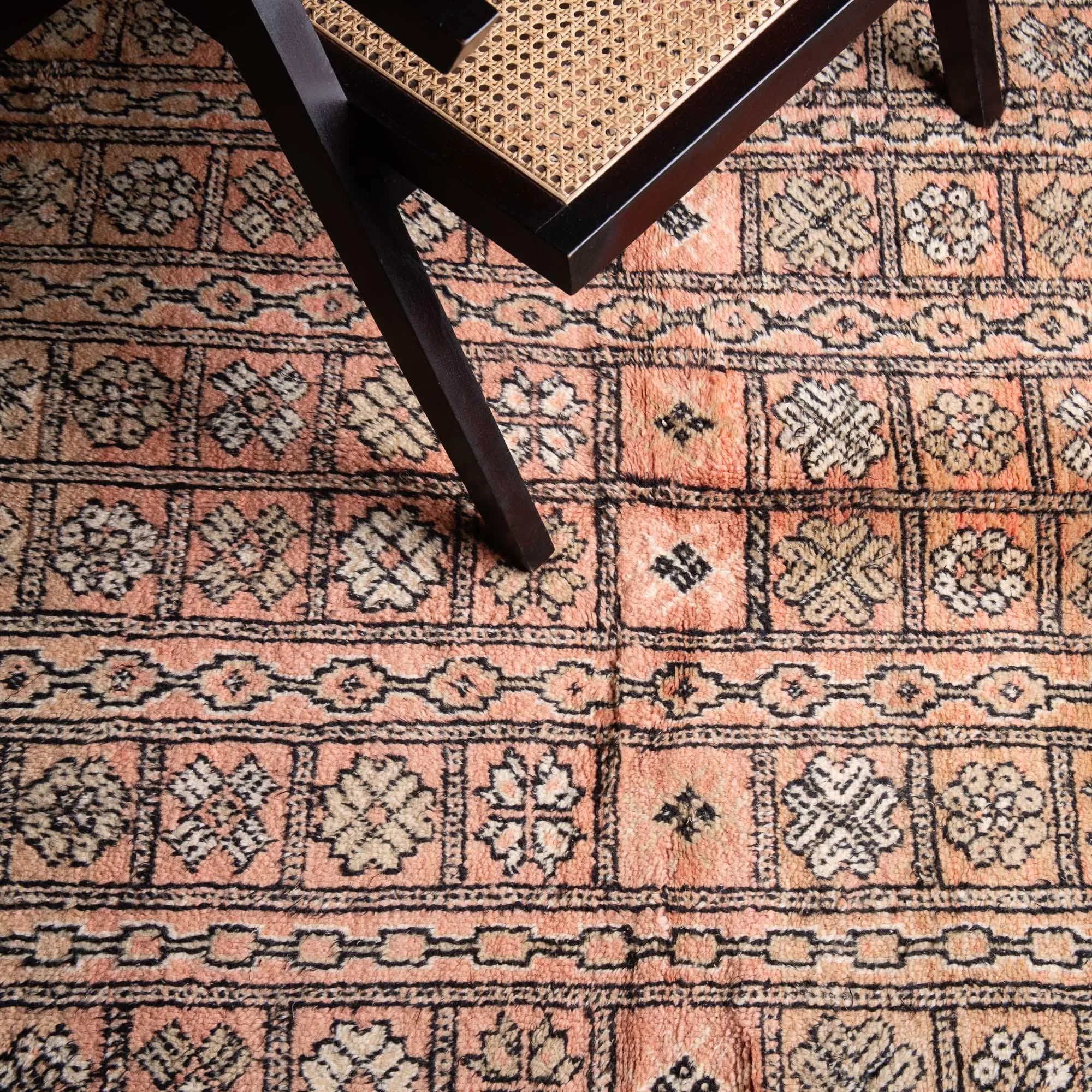 Nasira - vintage boujad rug - Benisouk