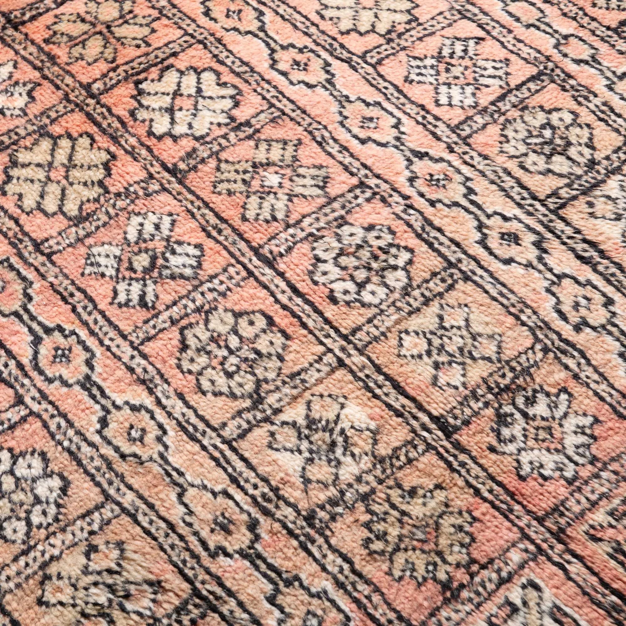 Nasira - vintage boujad rug - Benisouk