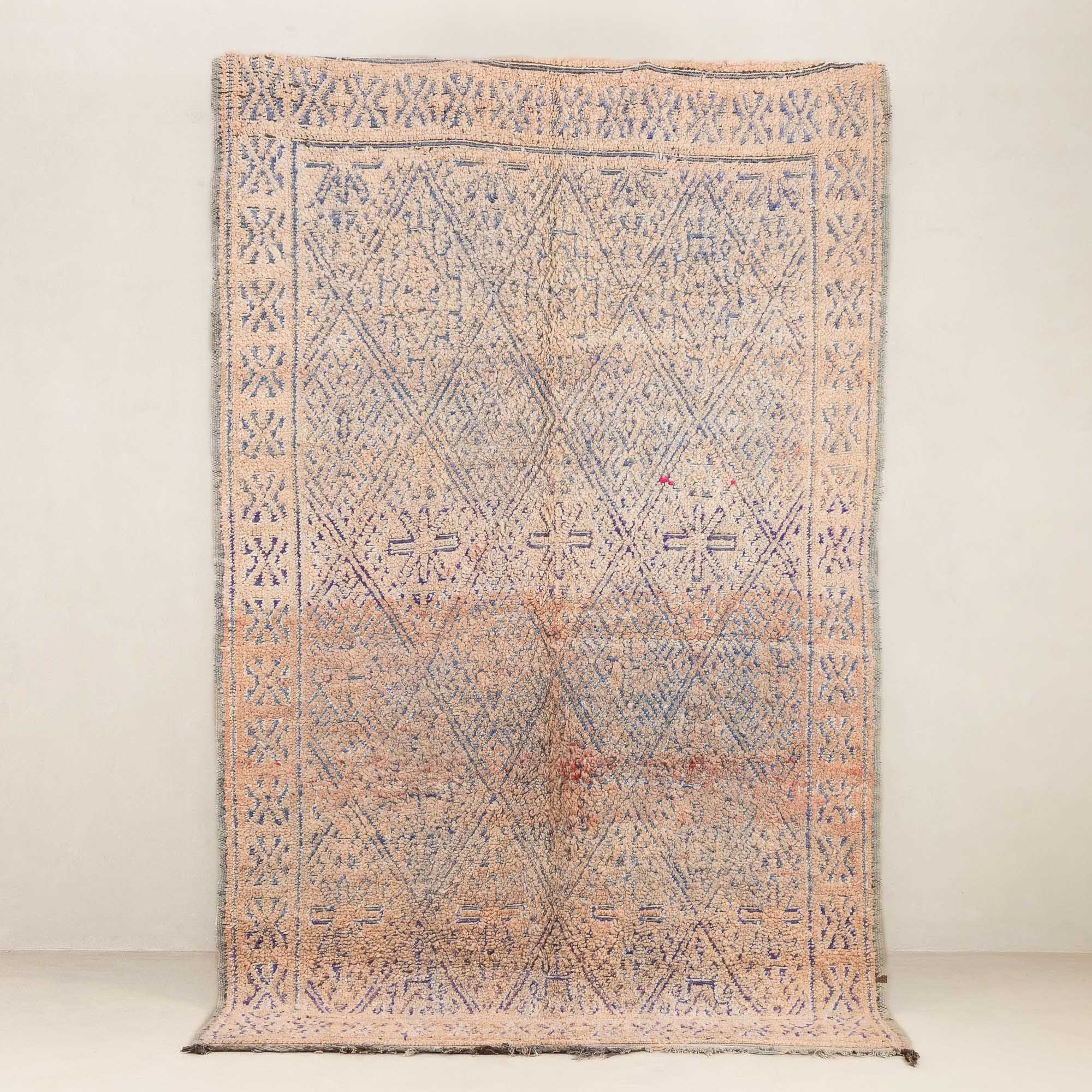 Nassil - vintage beni mguild rug