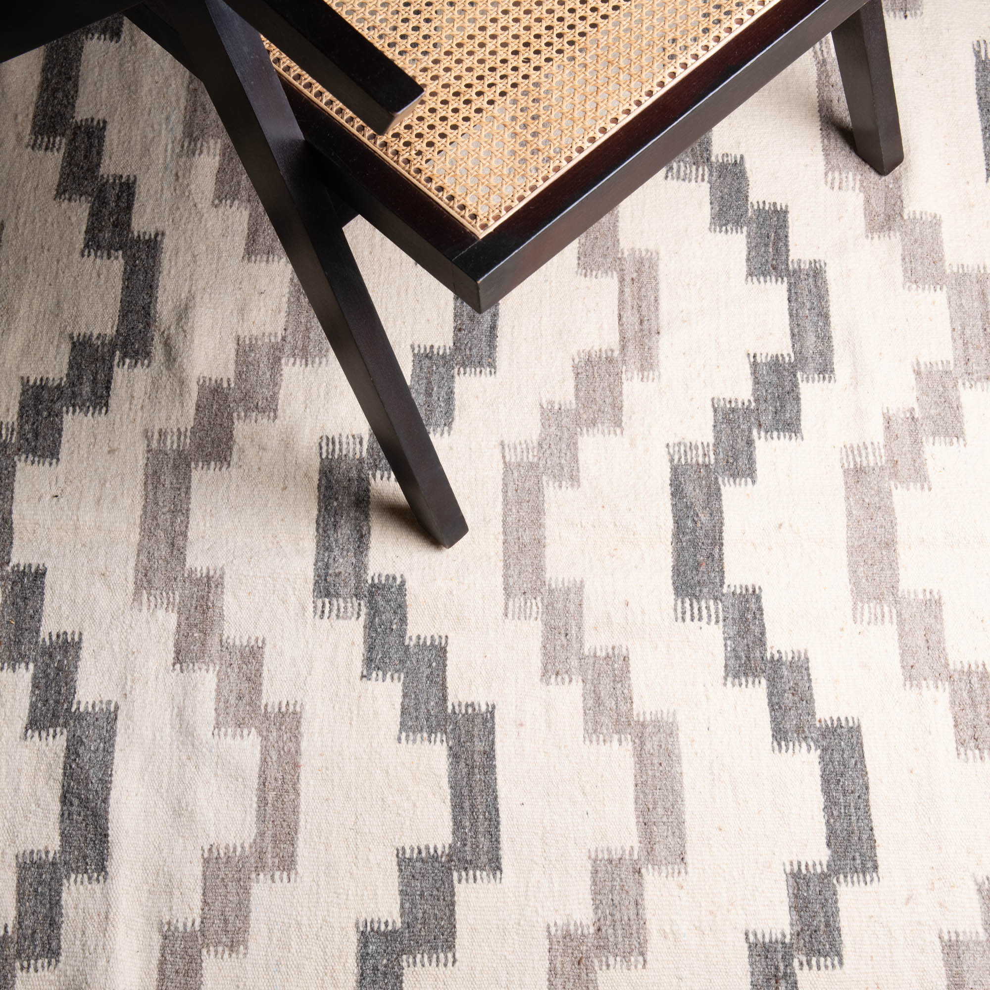 Nassima - taznakht kilim rug - Benisouk