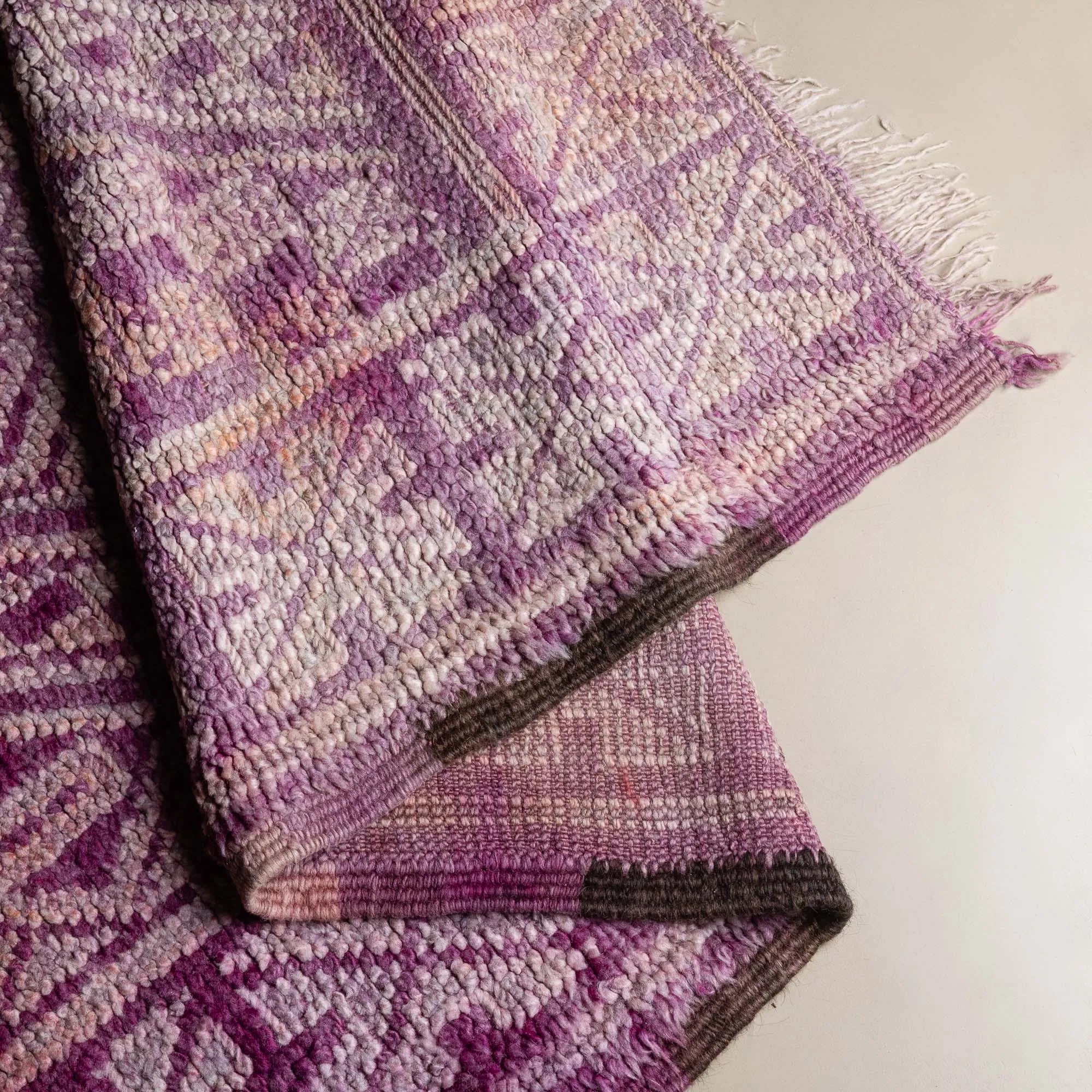 Nassima - vintage beni mguild rug - Benisouk