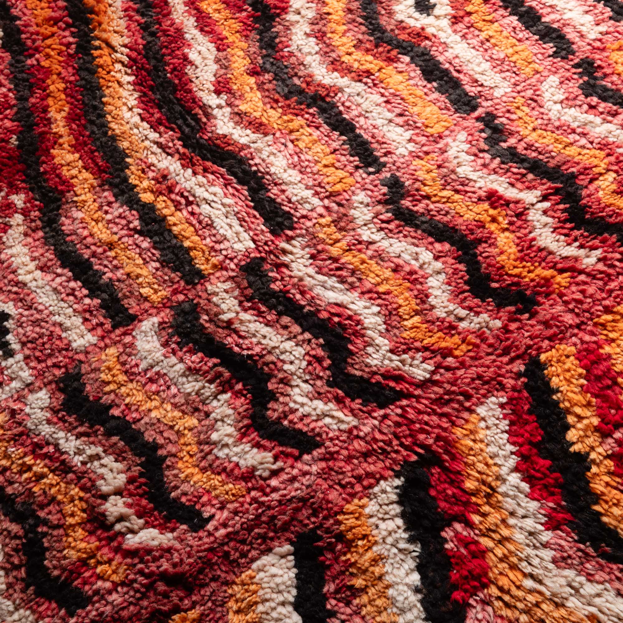 Nehal - vintage boujad rug - Benisouk