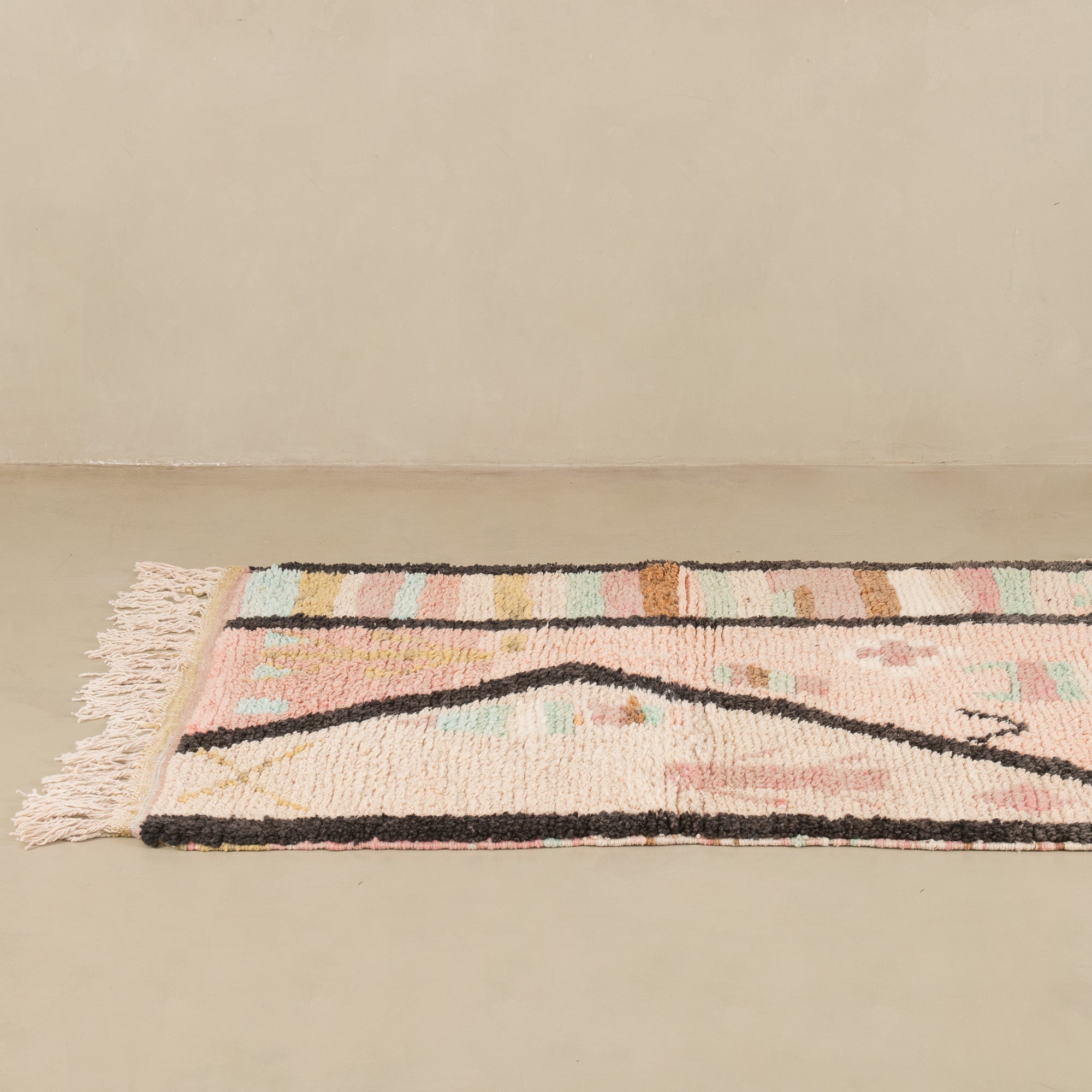 Nima - vintage boujad rug - Benisouk