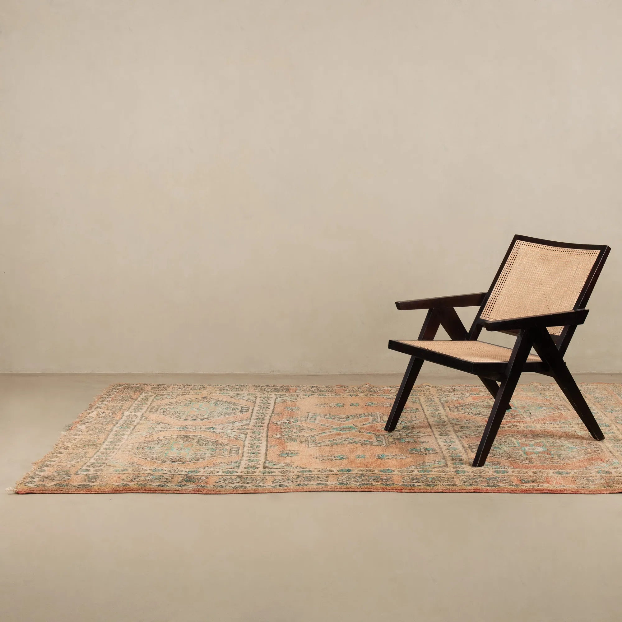Nohaila - vintage boujad rug - Benisouk